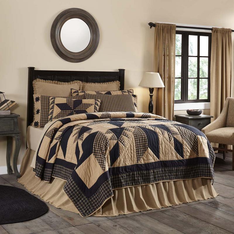 Hyrum Luxury King Quilt - Black/Khaki