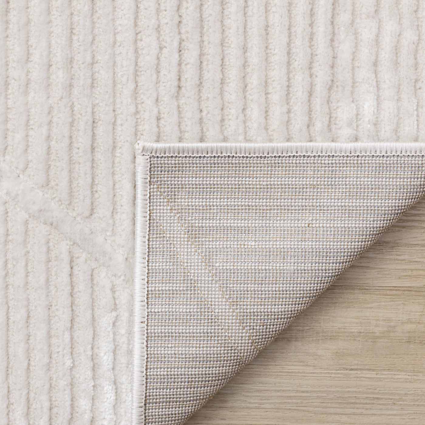 Logan Modern Lines Area Rug - Cream - 5' X 8'
