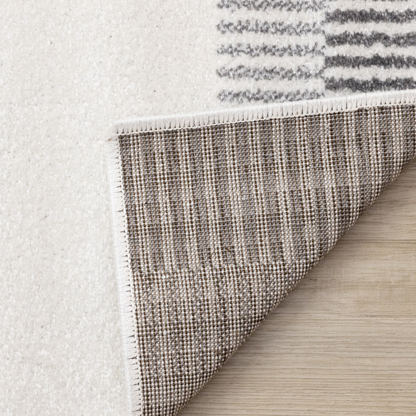 Claremont Sleek Modern Lines Area Rug - White Grey - 5' X 8'