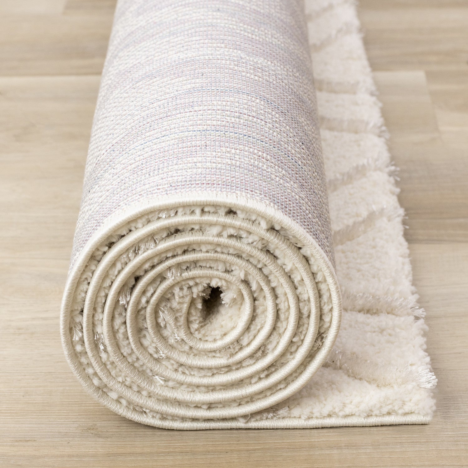 Sasha Soft Diamonds Area Rug - Cream - 7' X 10'