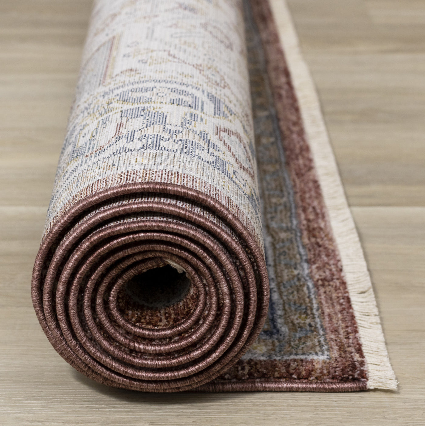 Macie Traditional Area Rug - Red Cream - 5' X 8'