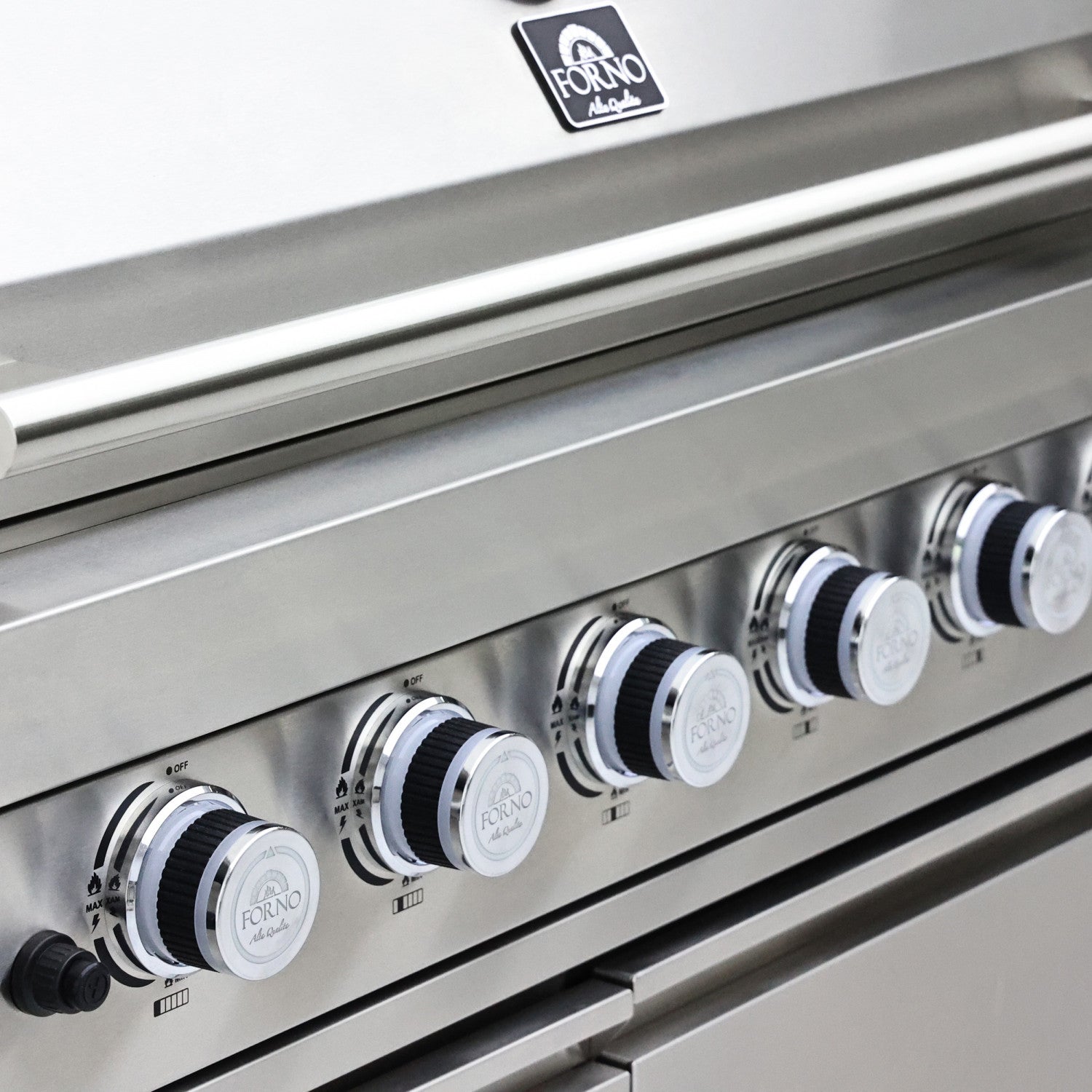 Forno Bulnes Black Countertop Outdoor Kitchen with 40" 84,000 BTU BBQ and Beverage Centre - FODKT2520BLK