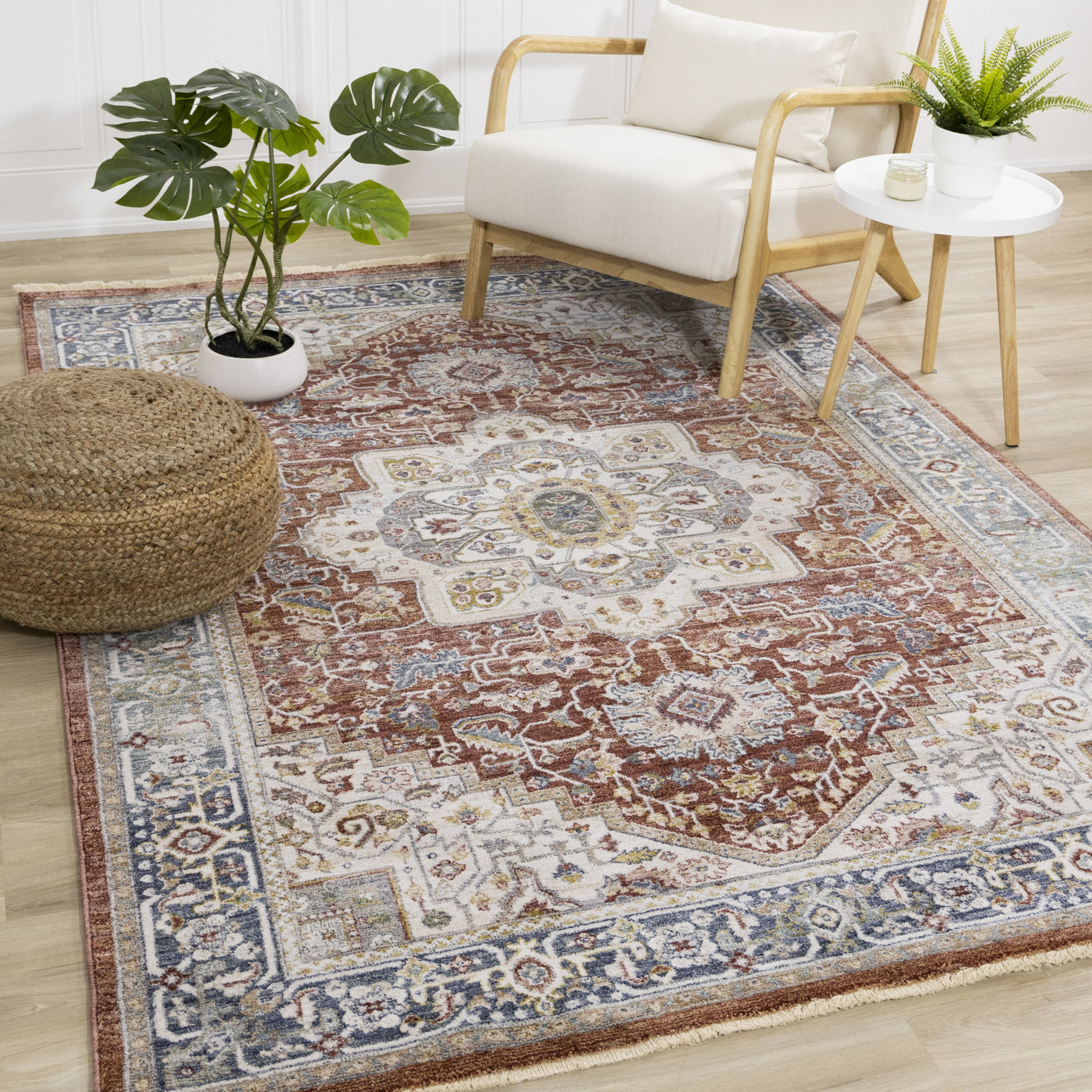 Macie Traditional Area Rug - Red Cream - 5' X 8'