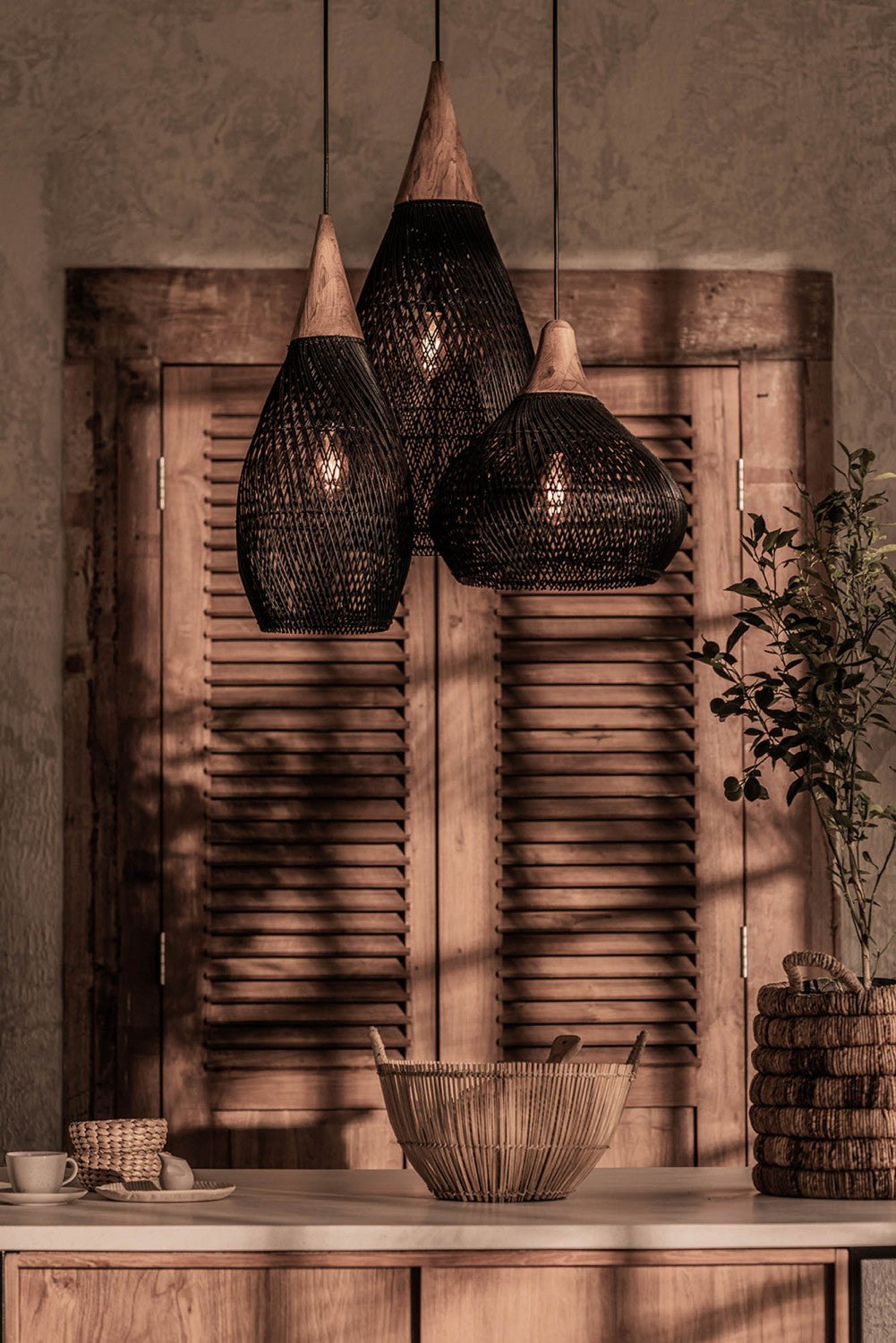 Bayan Horn Pendant Large - Black