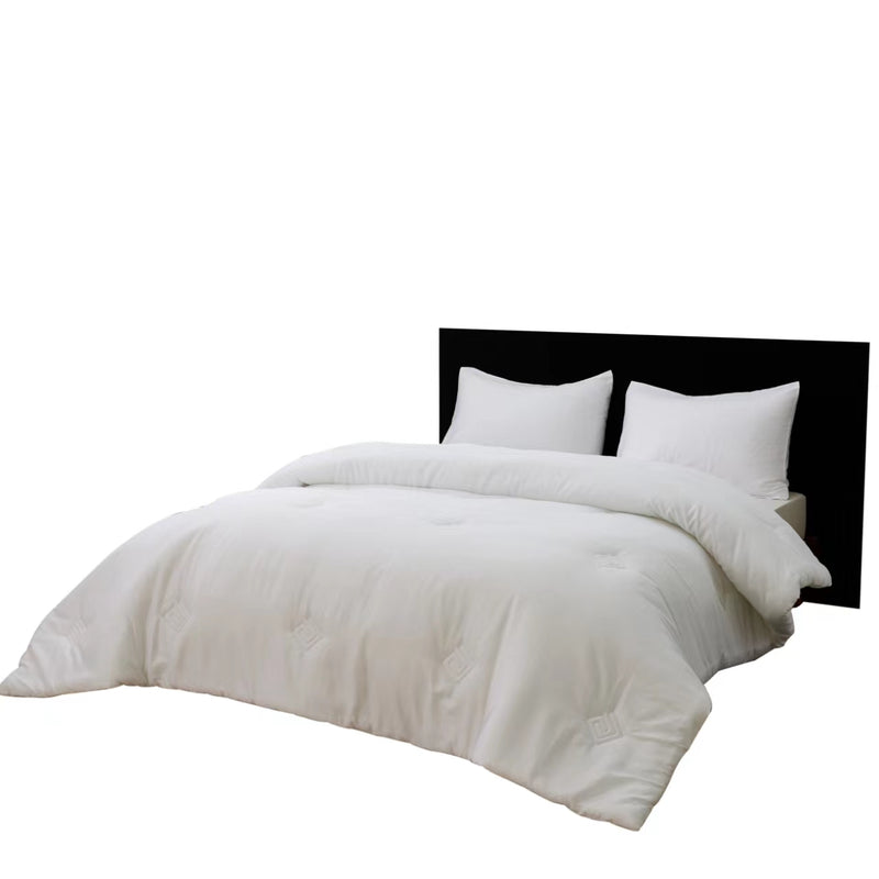 White comforter set with decorative pillows best sale