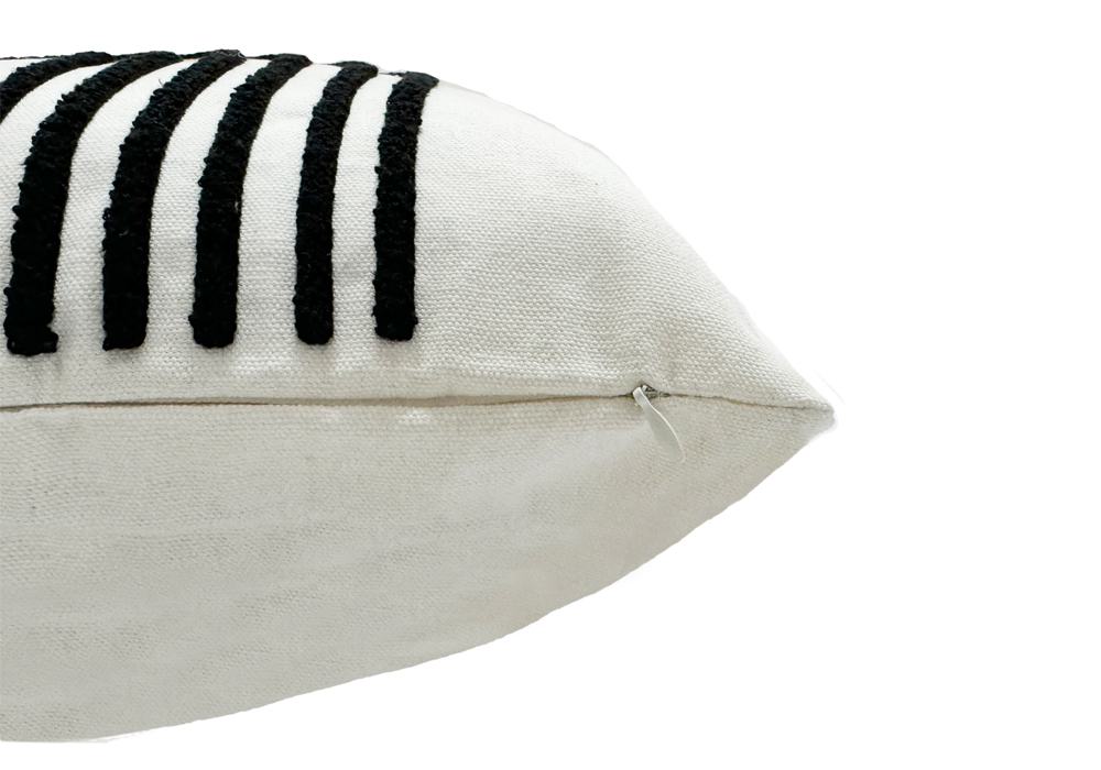 Free Spirit 18 x 18" Cushion - Mustard, White, Black