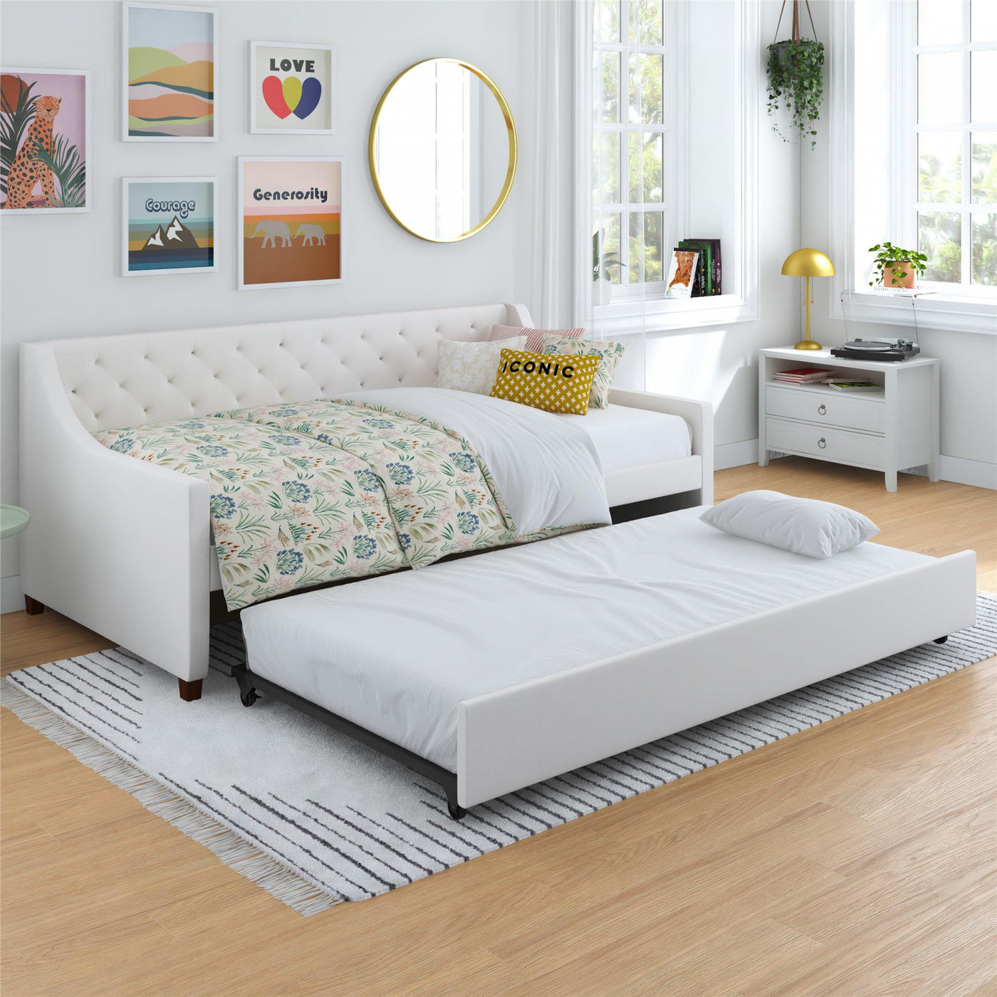 Novogratz Her Majesty Twin Daybed and Trundle - Ivory