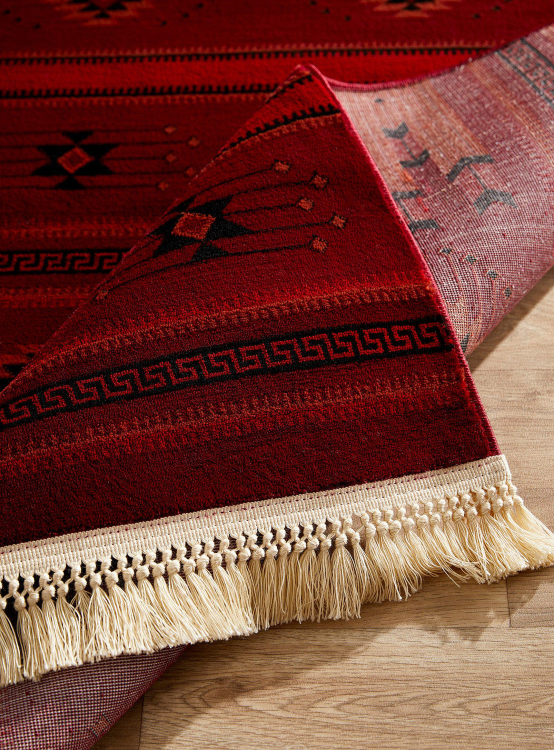 Persia Vintage Rug - 5' x 8' - Red