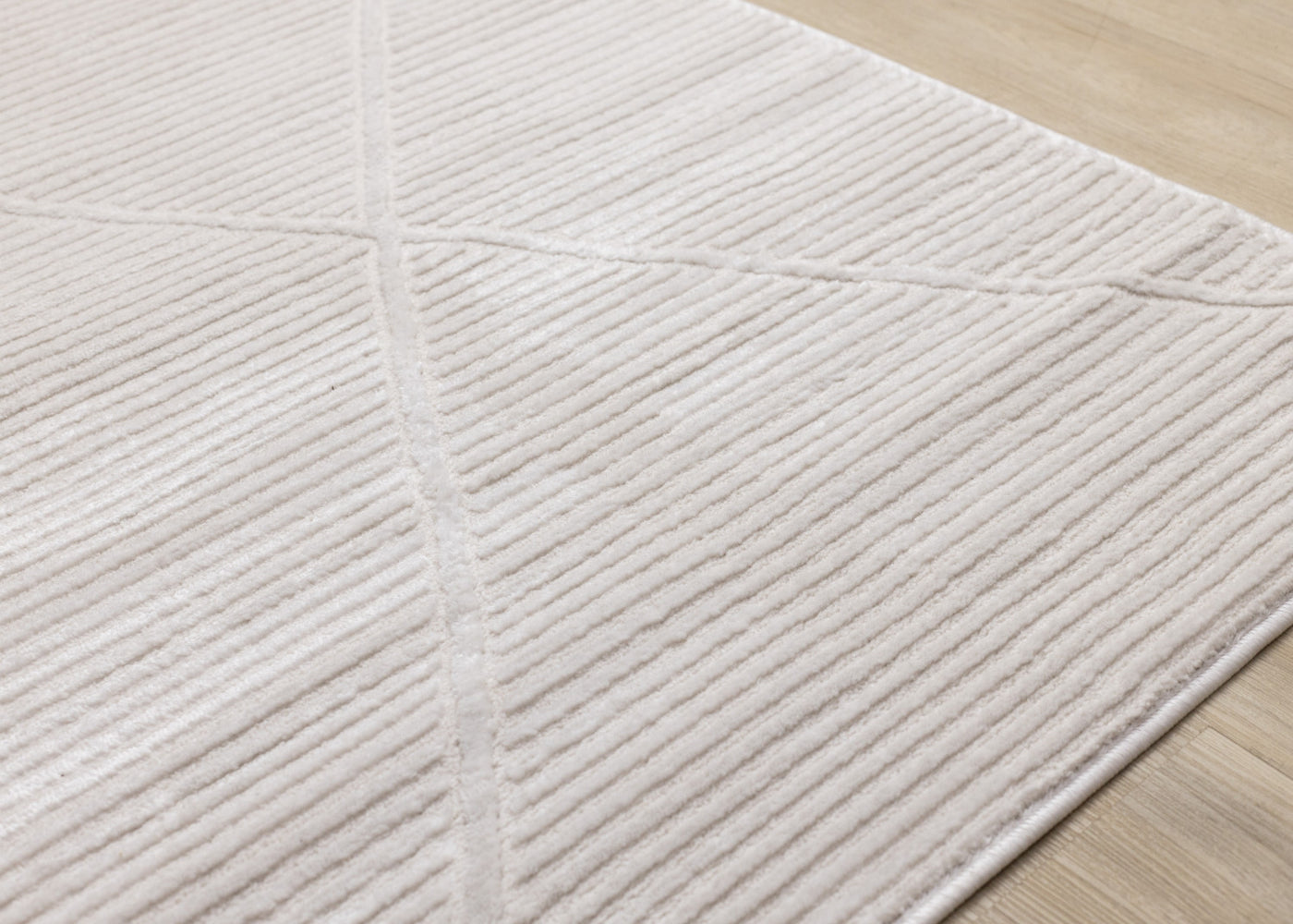 Logan Modern Lines Area Rug - Cream - 5' X 8'