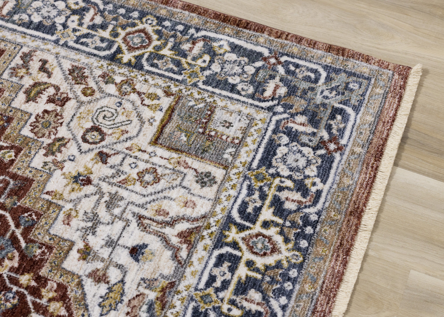 Macie Traditional Area Rug - Red Cream - 8' X 11'