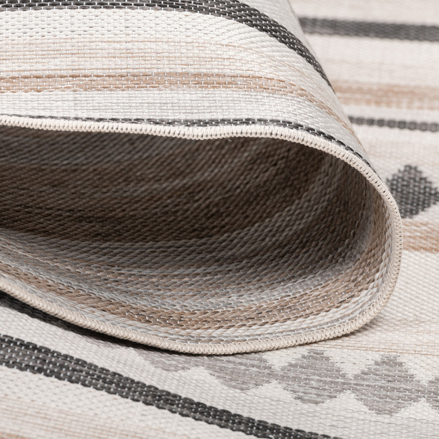 Marbella Modern Outdoor Rug - 6' x 9' - Grey/Black