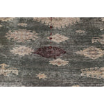 Aura Traditional Rug - 8' x 10' - Charcoal/Cream