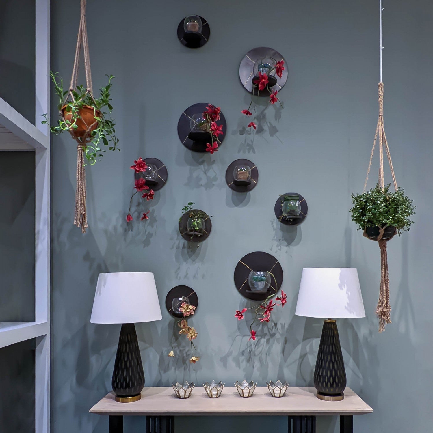 Silvane Swirl Lamp - Beige/Black