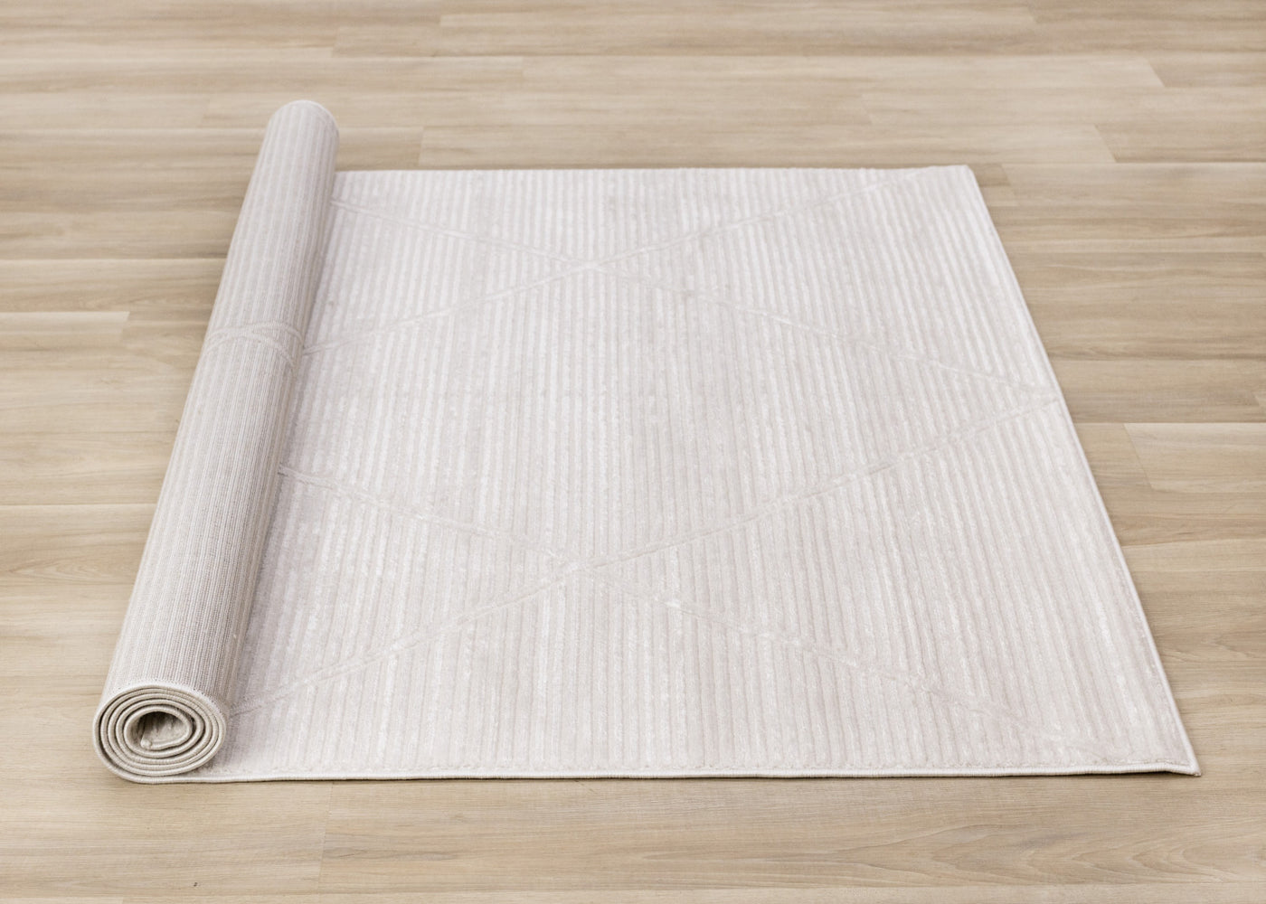 Logan Modern Lines Area Rug - Cream - 5' X 8'