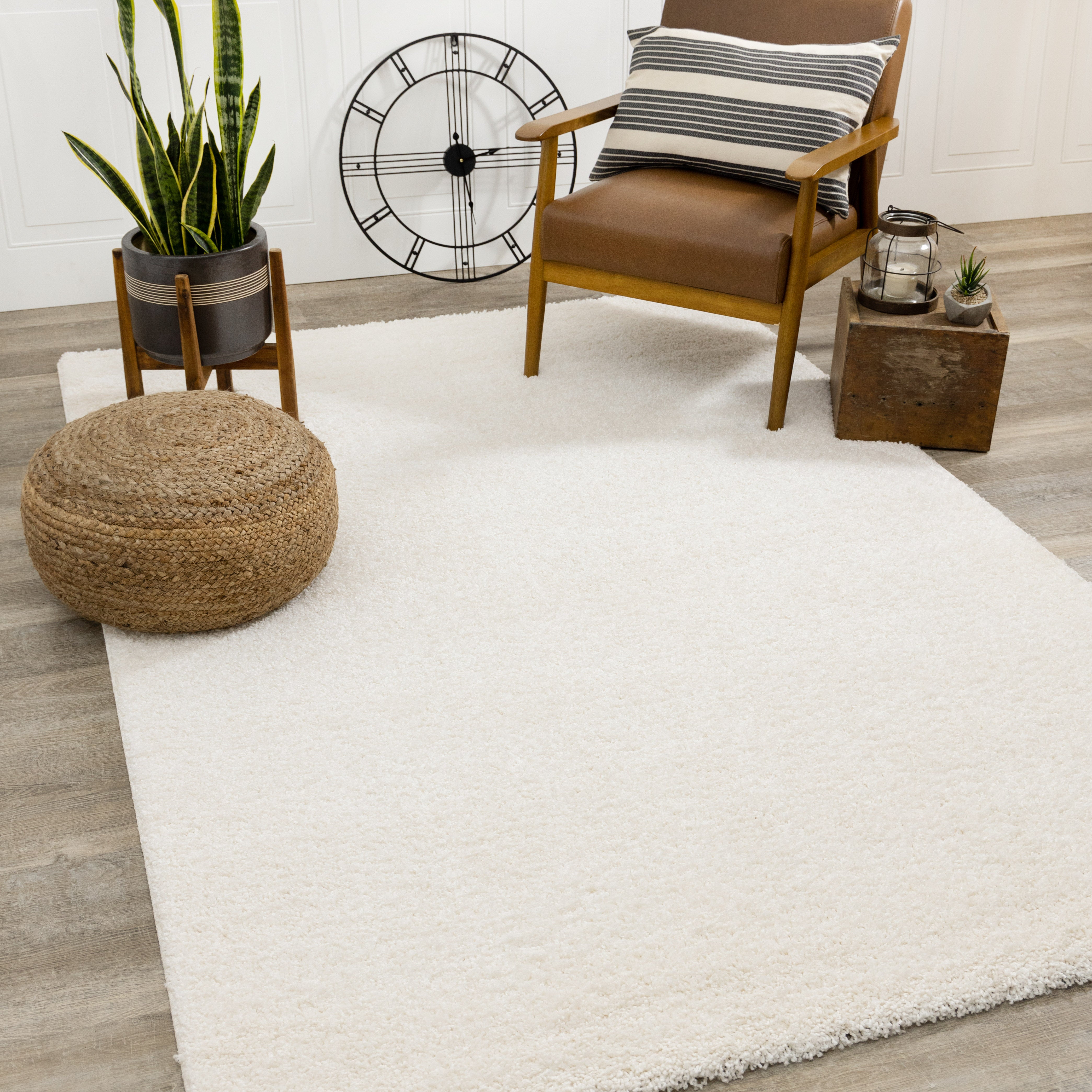Brio 5'3" x 7'7" Shag Area Rug - Cream