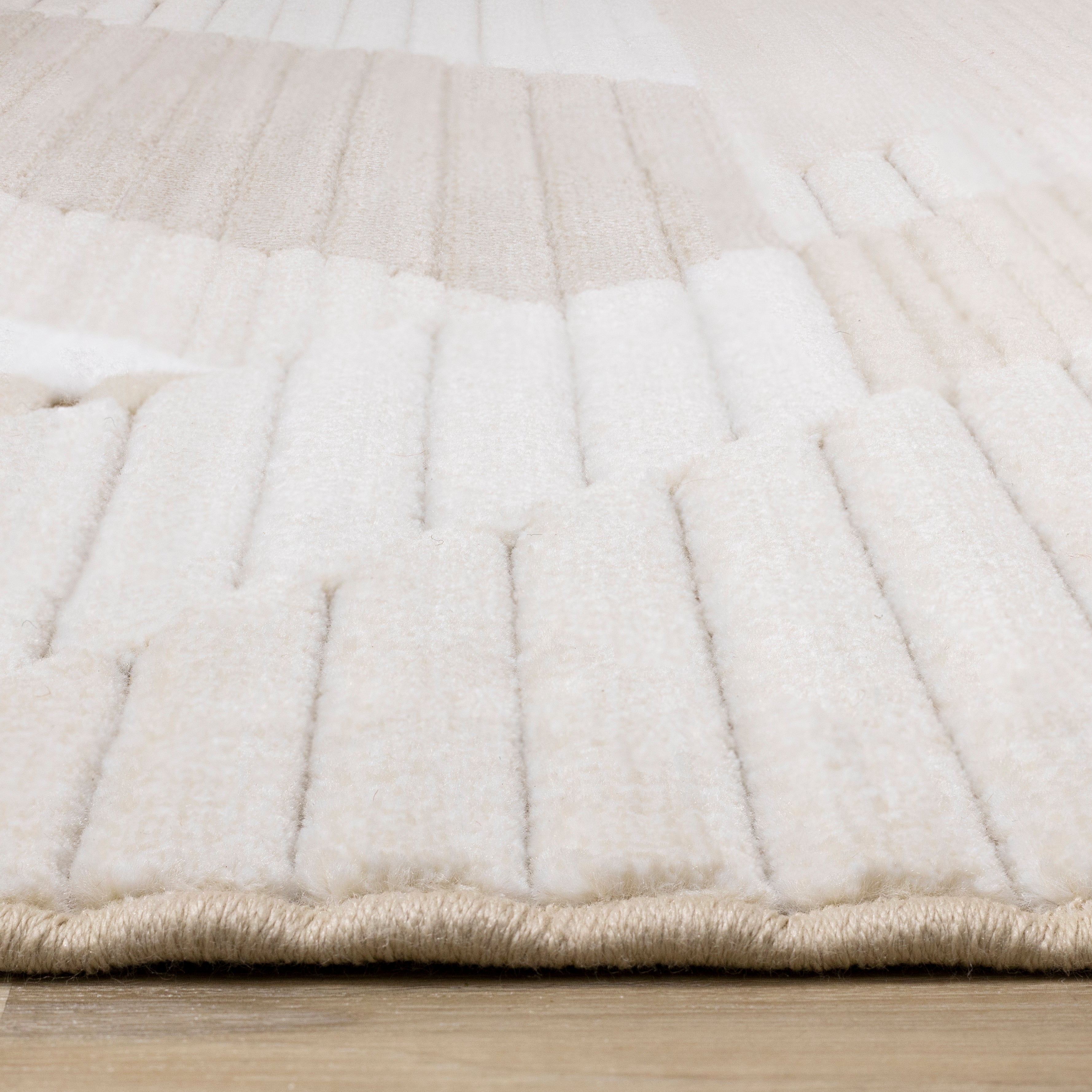 Sandstone Plains 7'10" x 10'10" Elegant Contemporary Geometric Pattern Area Rug - Cream