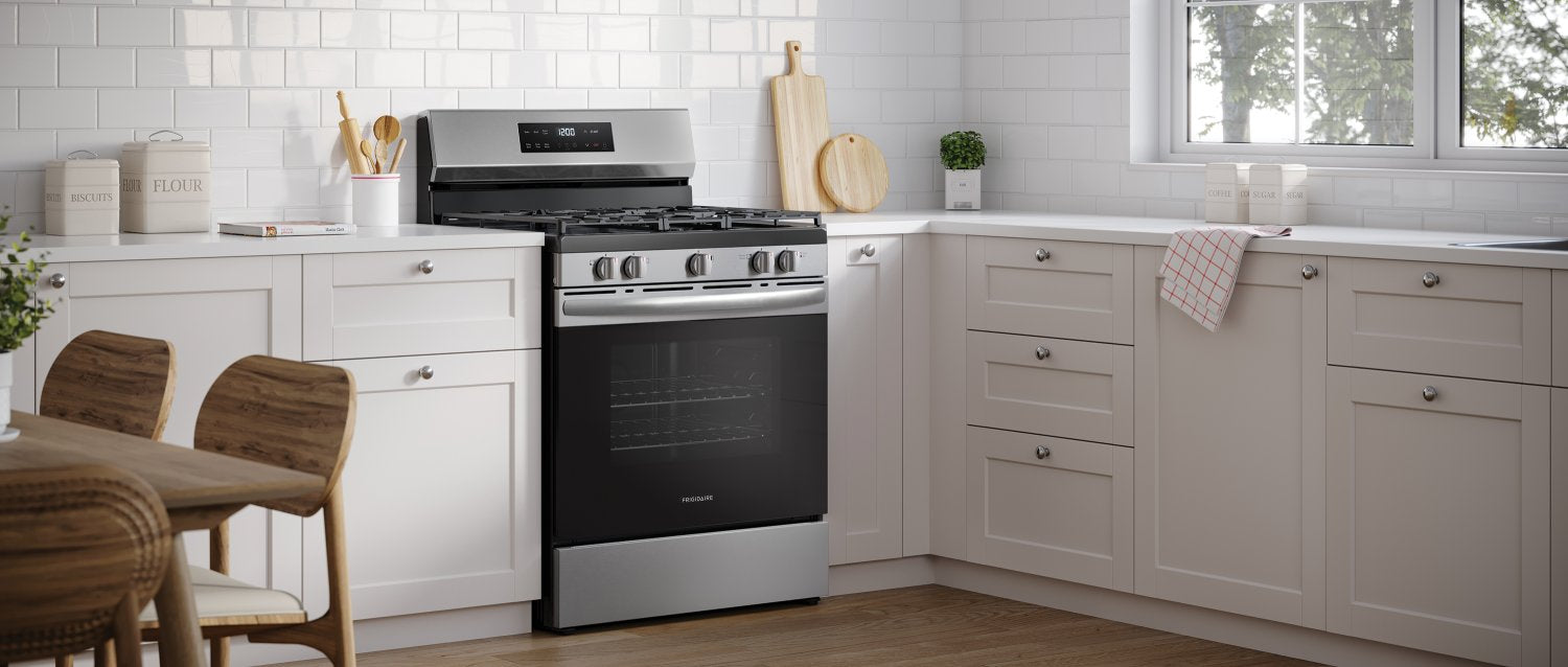Frigidaire Stainless Steel 30" Gas Range with Quick Boil and Even Baking Technology (5.1 Cu. Ft) - FCRG3062AS
