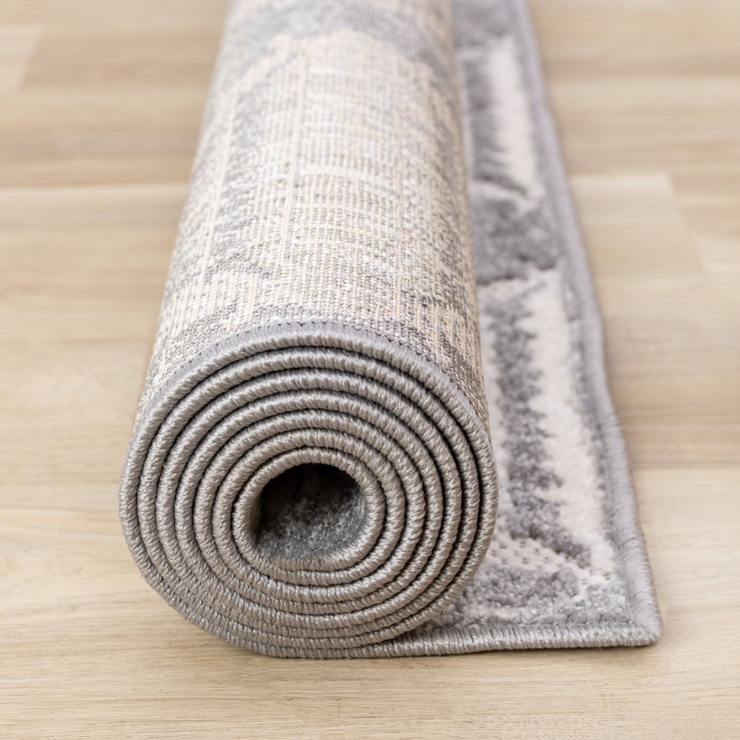 Grey Pathway 5'3" x 7'7" Ogee Patterned Area Rug - Grey, White