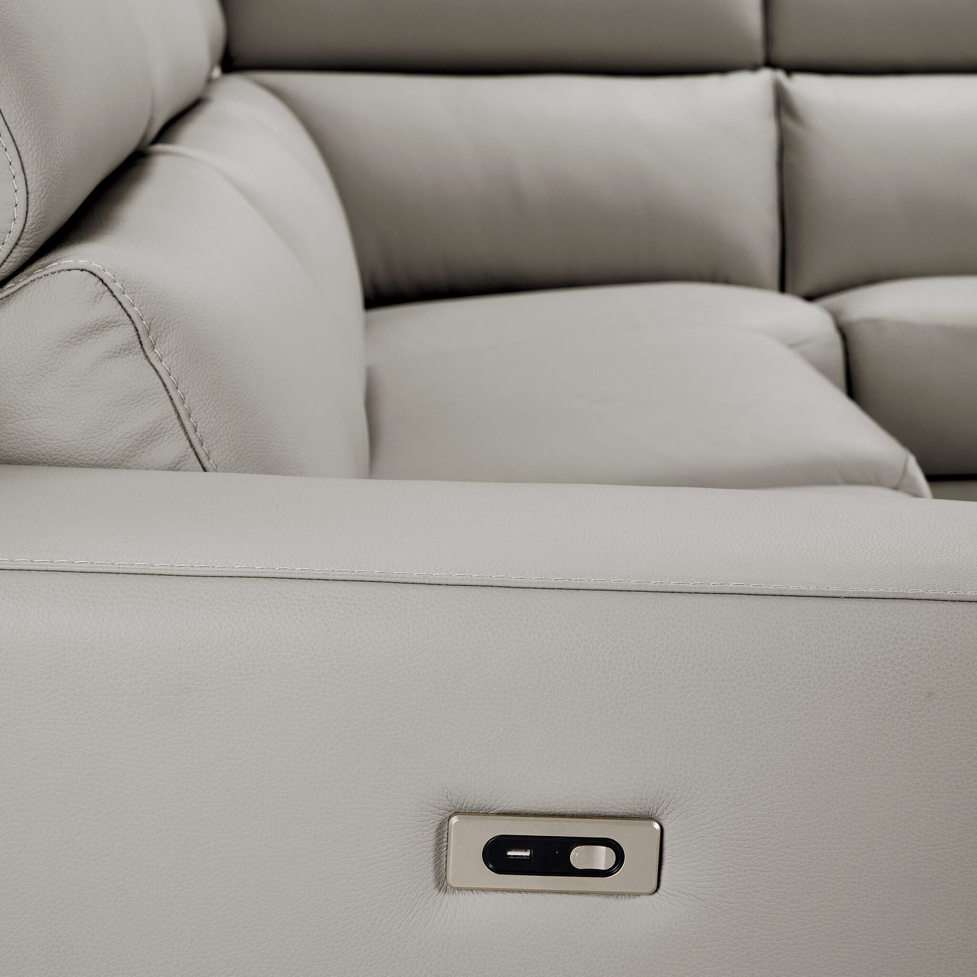 Bianca 3-Piece Power Sectional with Right Facing Chaise - Cream