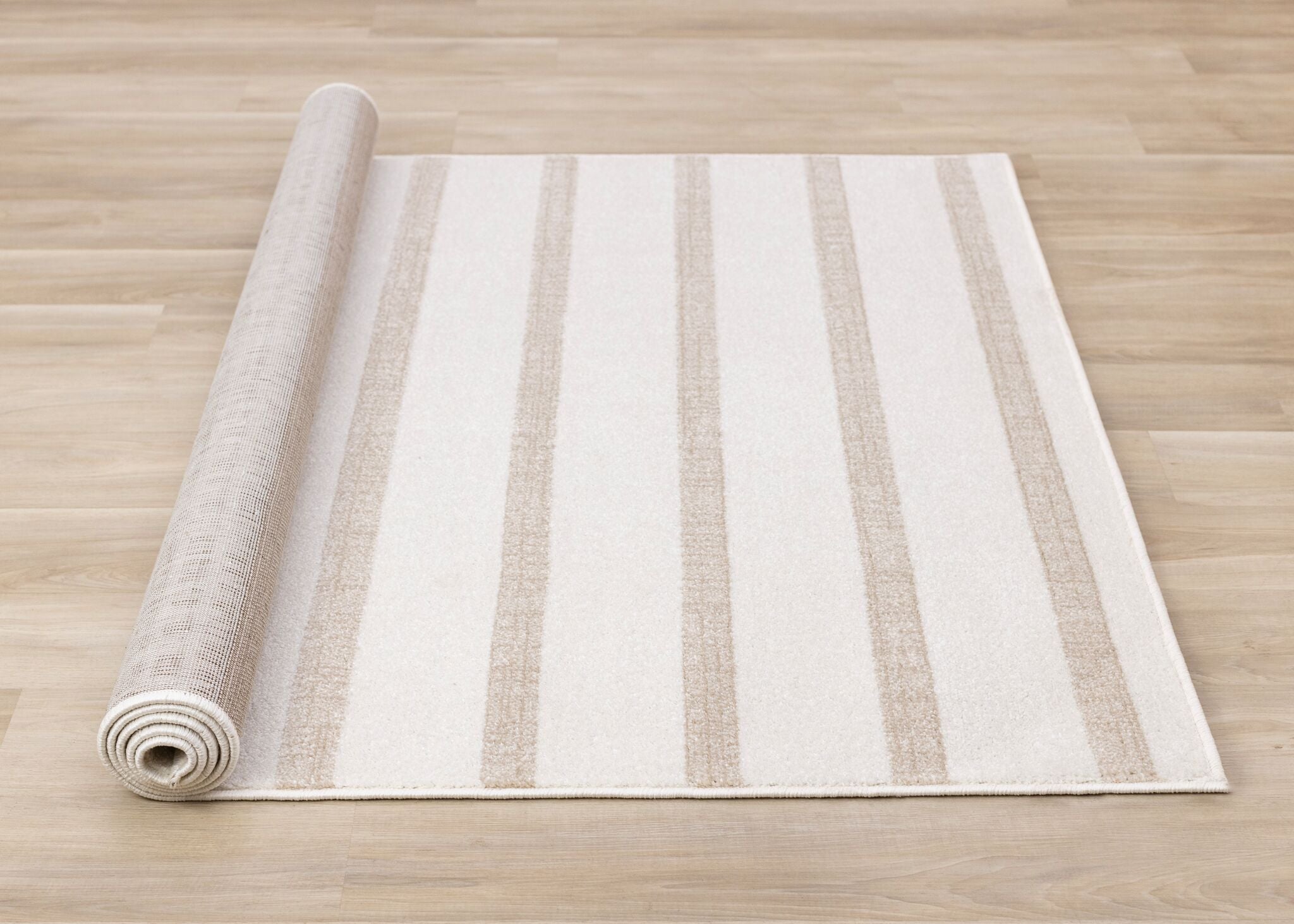 Beachwood Stripes 5'3" x 7'7" Striped Area Rug - Cream
