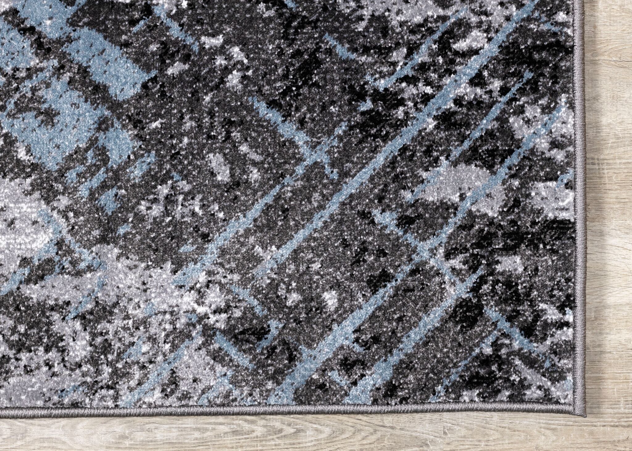Dawn 5'3" x 7'7" Worn Crosshatch Area Rug - Grey, Blue