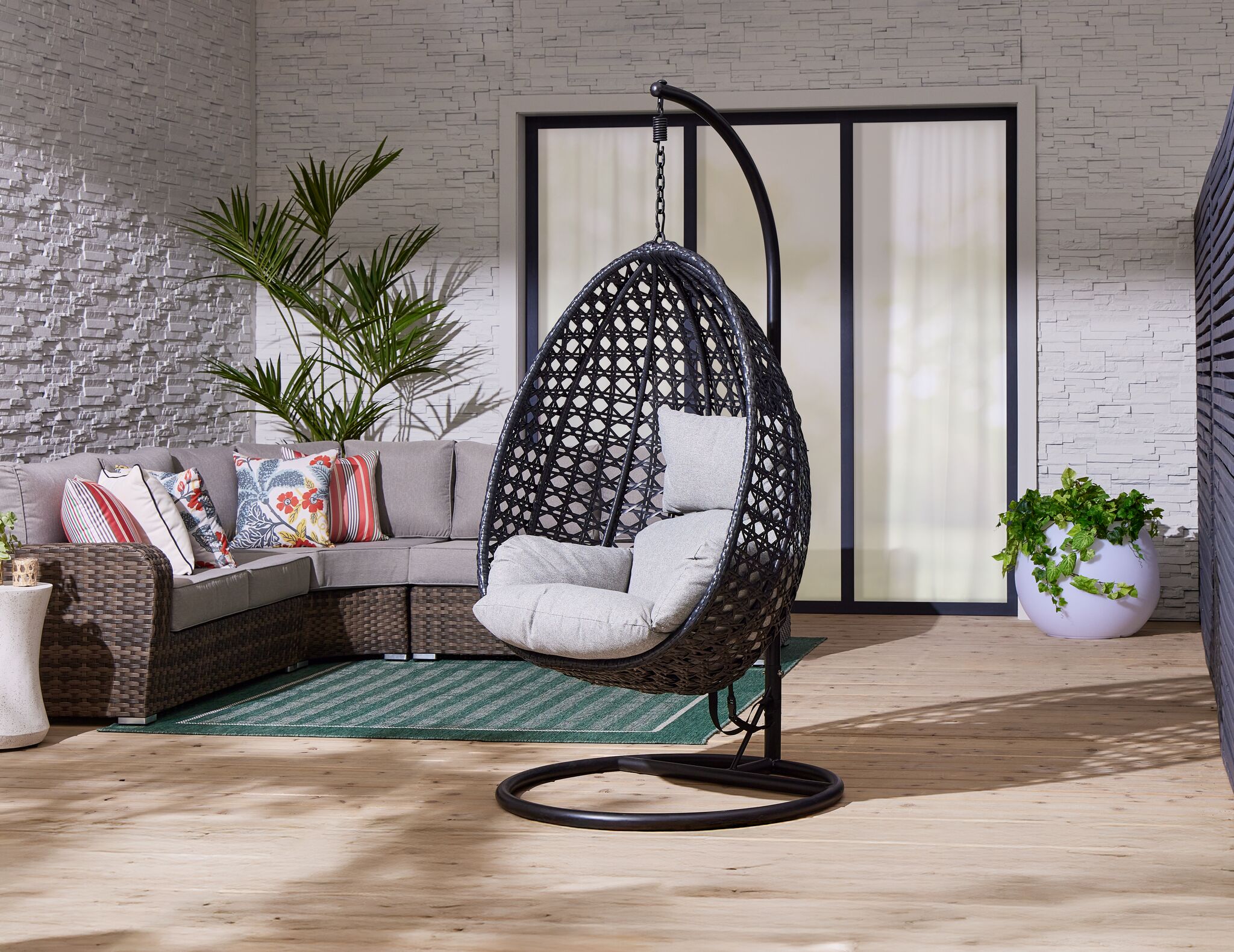 Oasis Outdoor Egg Chair - Black & Grey