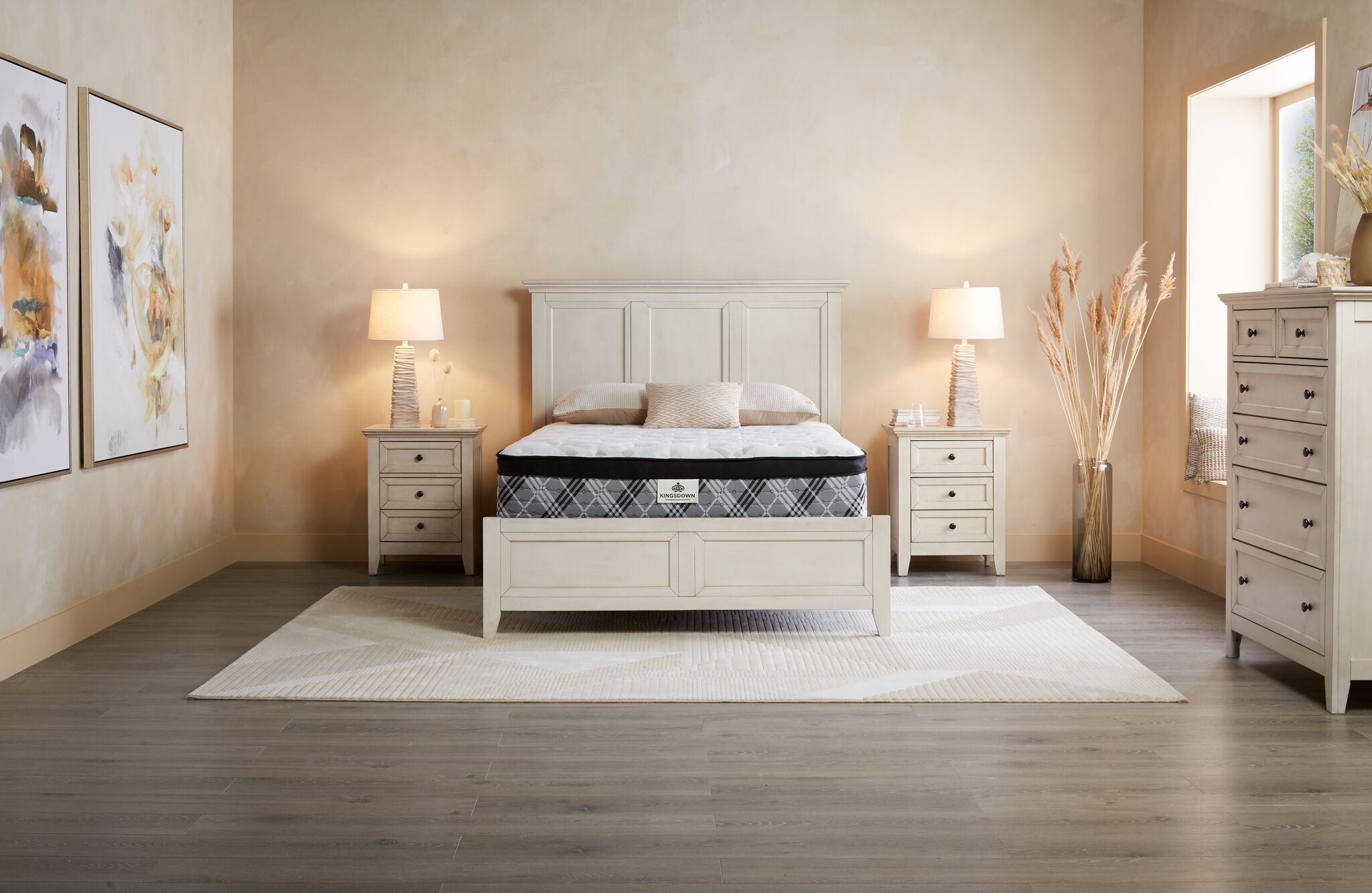 San Mateo 3-Piece Queen Bed- Antique White