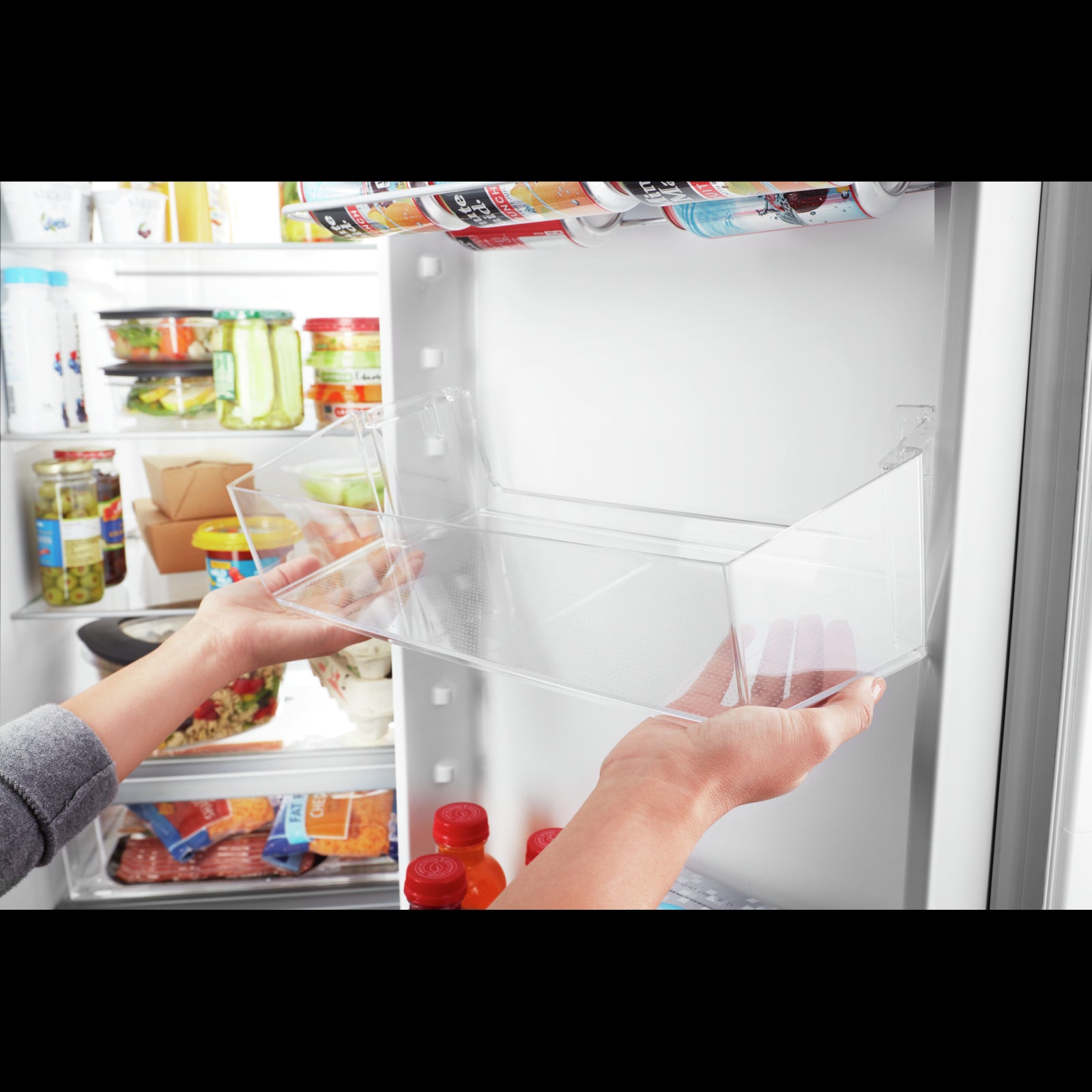 Whirlpool 32.75" 21 Cu. Ft. White Side-by-Side Refrigerator - WRS321SDHW