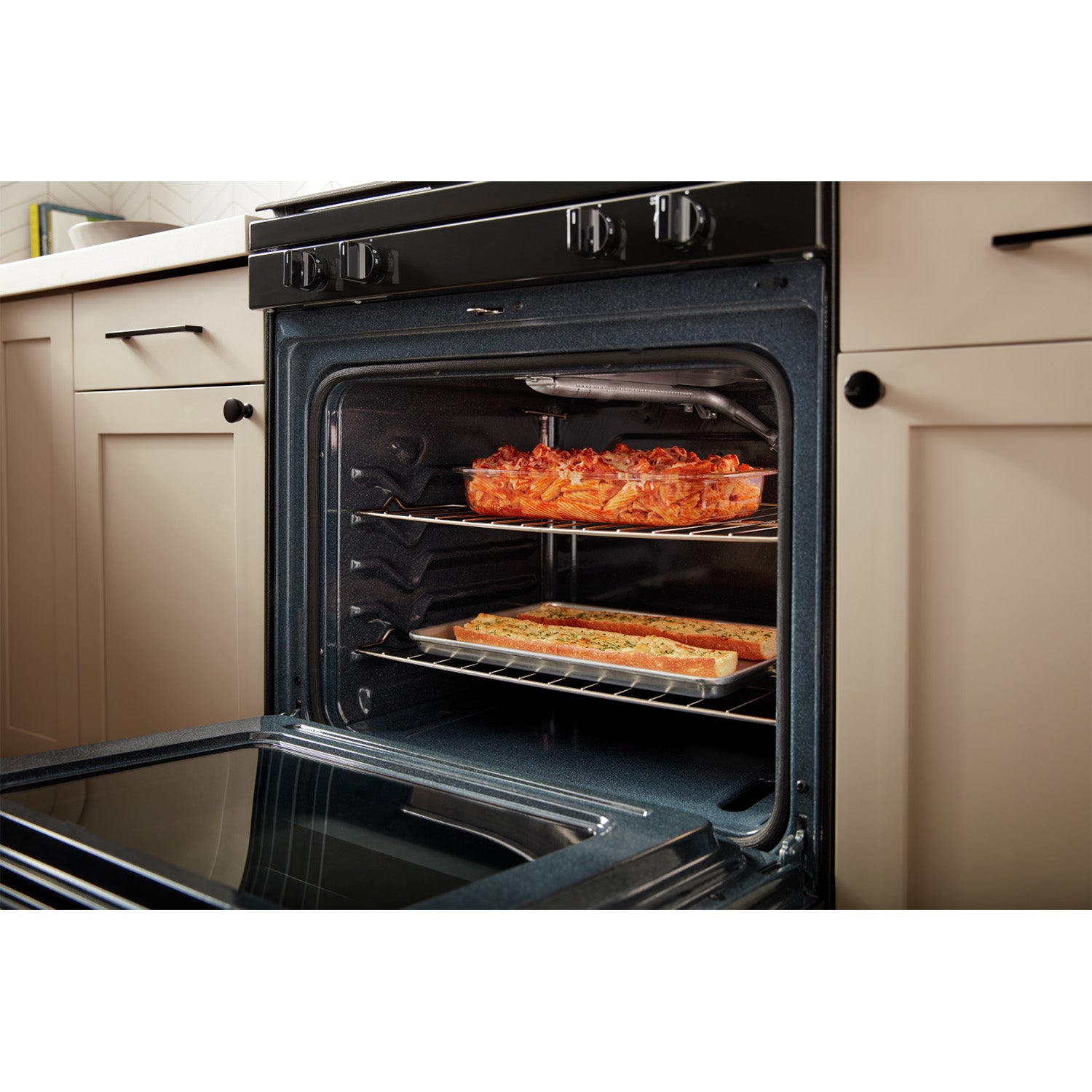 Whirlpool 30" Black Gas Range (5.00 Cu. Ft) - WFG515S0MB