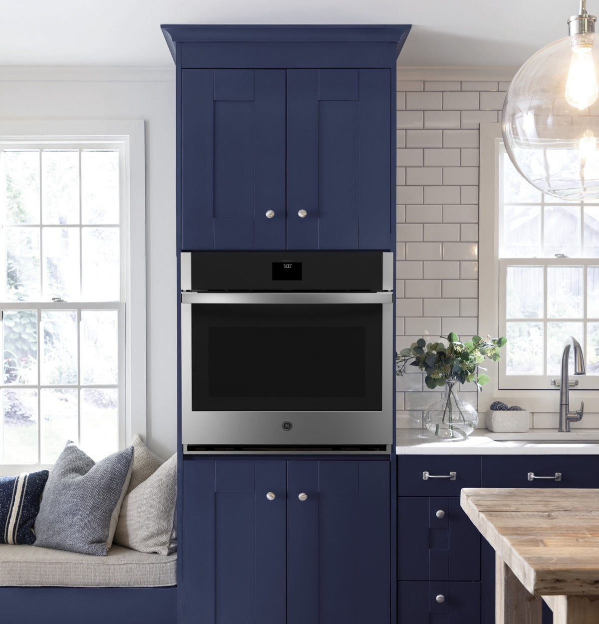 GE Stainless Steel Convection Single Wall Oven (5.0 Cu.Ft.) - JTS5000SNSS