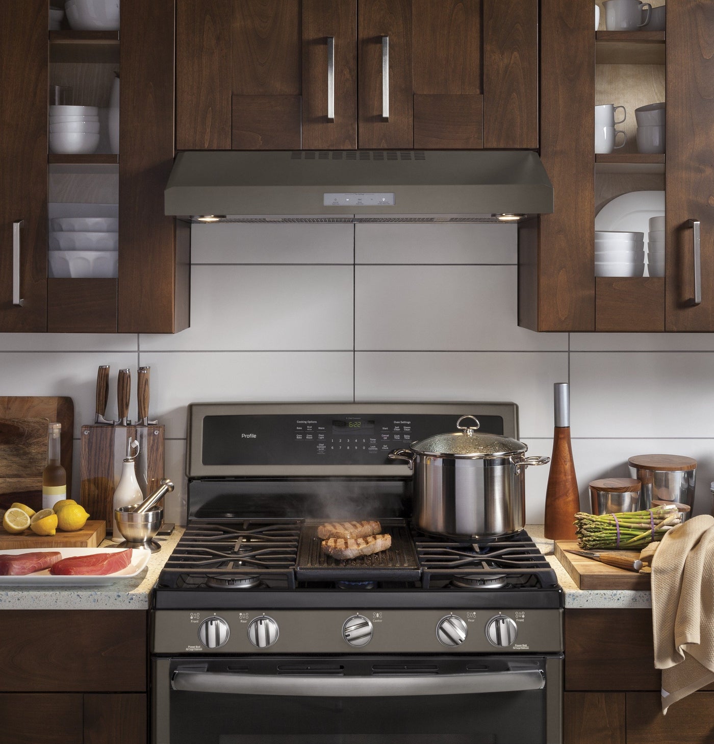 GE Profile Slate 30" 390 CFM 4-Speed Under-the-Cabinet Vent Hood - PVX7300EJESC