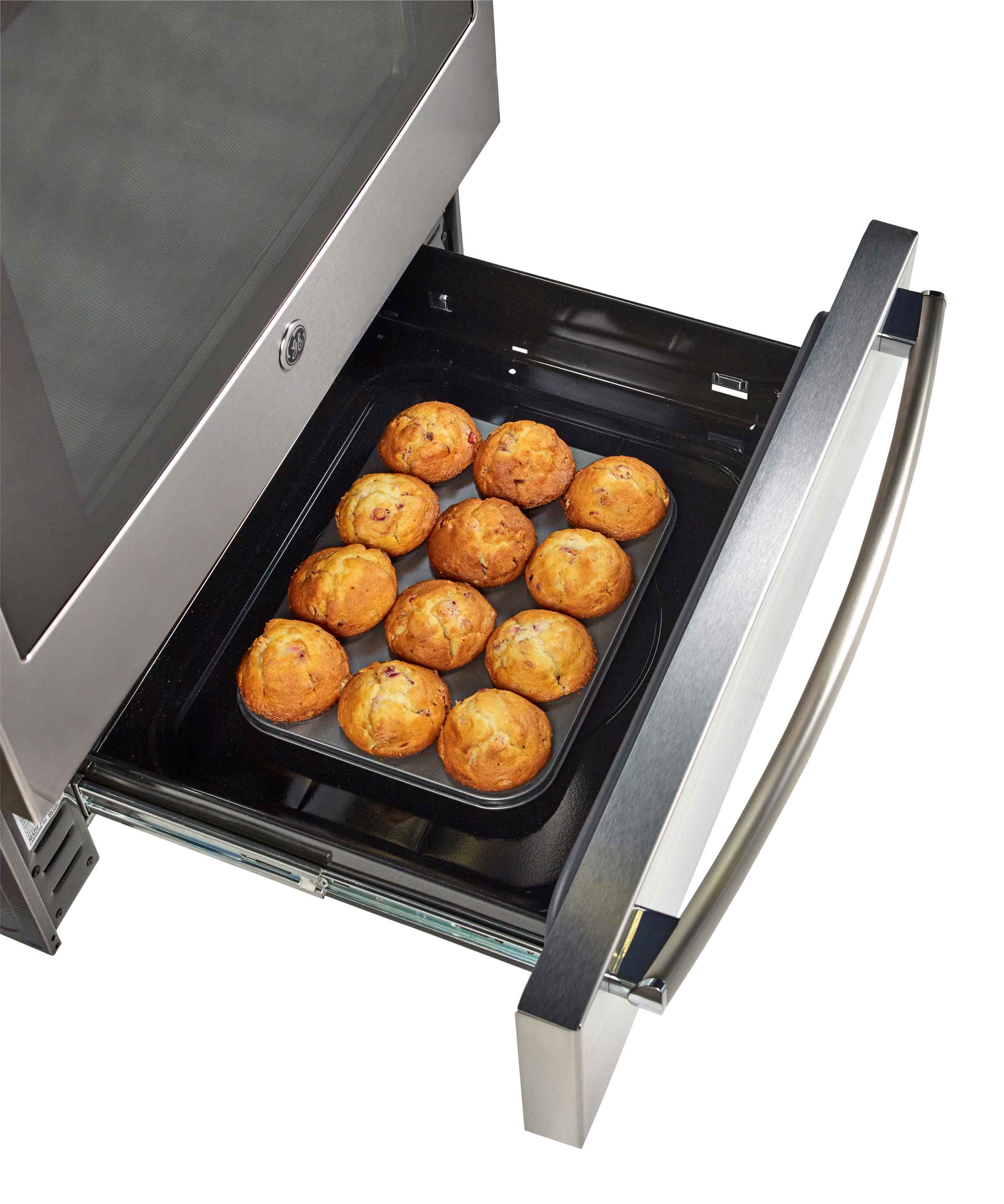 GE Profile Stainless Steel 30" Freestanding Electric Range (6.2 Cu.Ft.) - PCB940YKFS