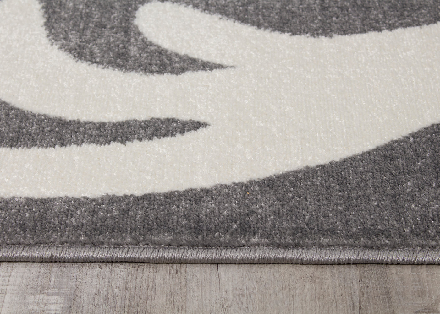 Century 5'3" x 7'7" Area Rug - Grey, White