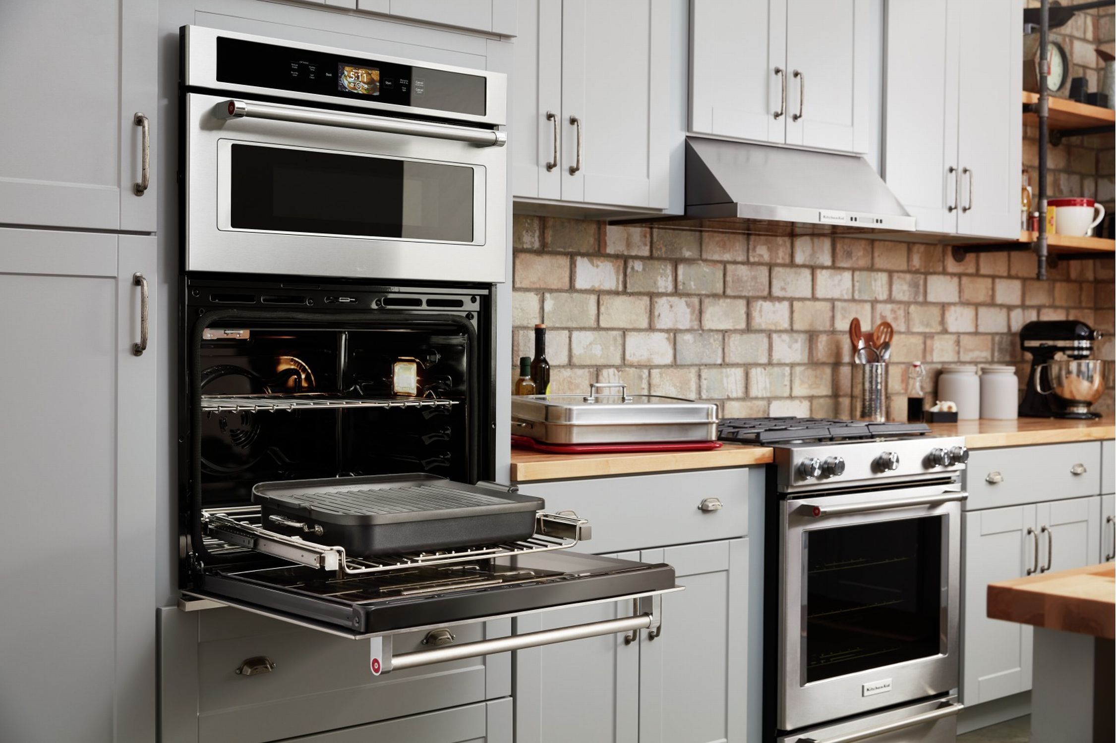 KitchenAid Stainless Steel Wall Oven (5.0 Cu. Ft.) w/ Microwave (1.4 Cu. Ft.) - KOCE900HSS