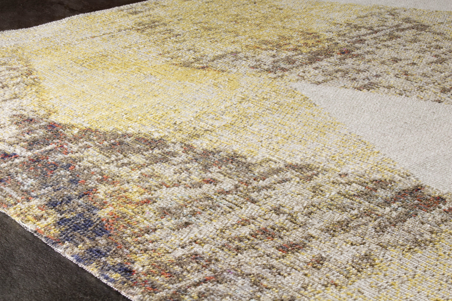 Zara 7'10" X 10'6" Indoor/Outdoor Superimposed Triangles Rug - Black Yellow Area Rug