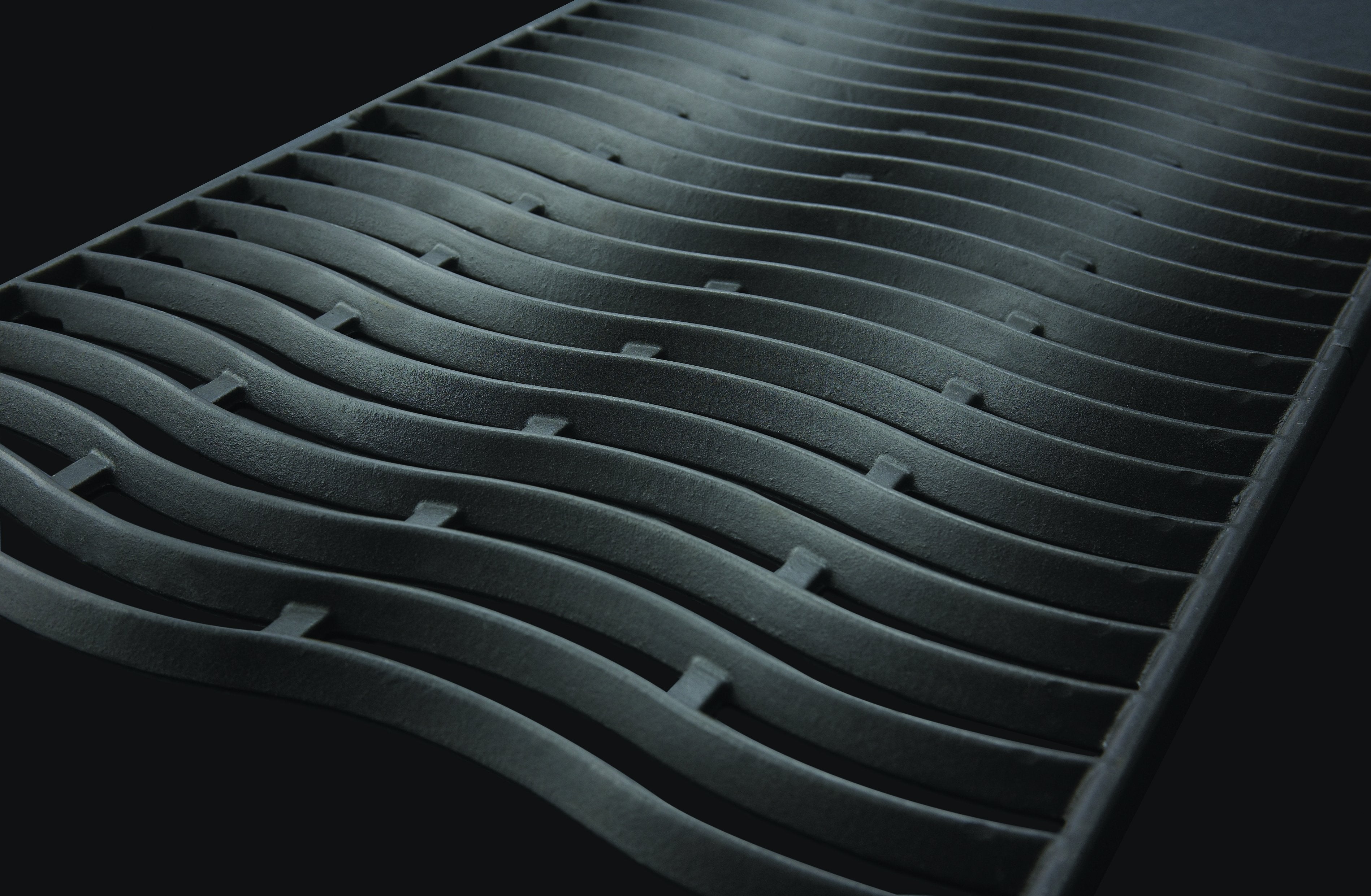 Napoleon Rogue 425 Black Propane Gas Grill Barbecue - R425PK