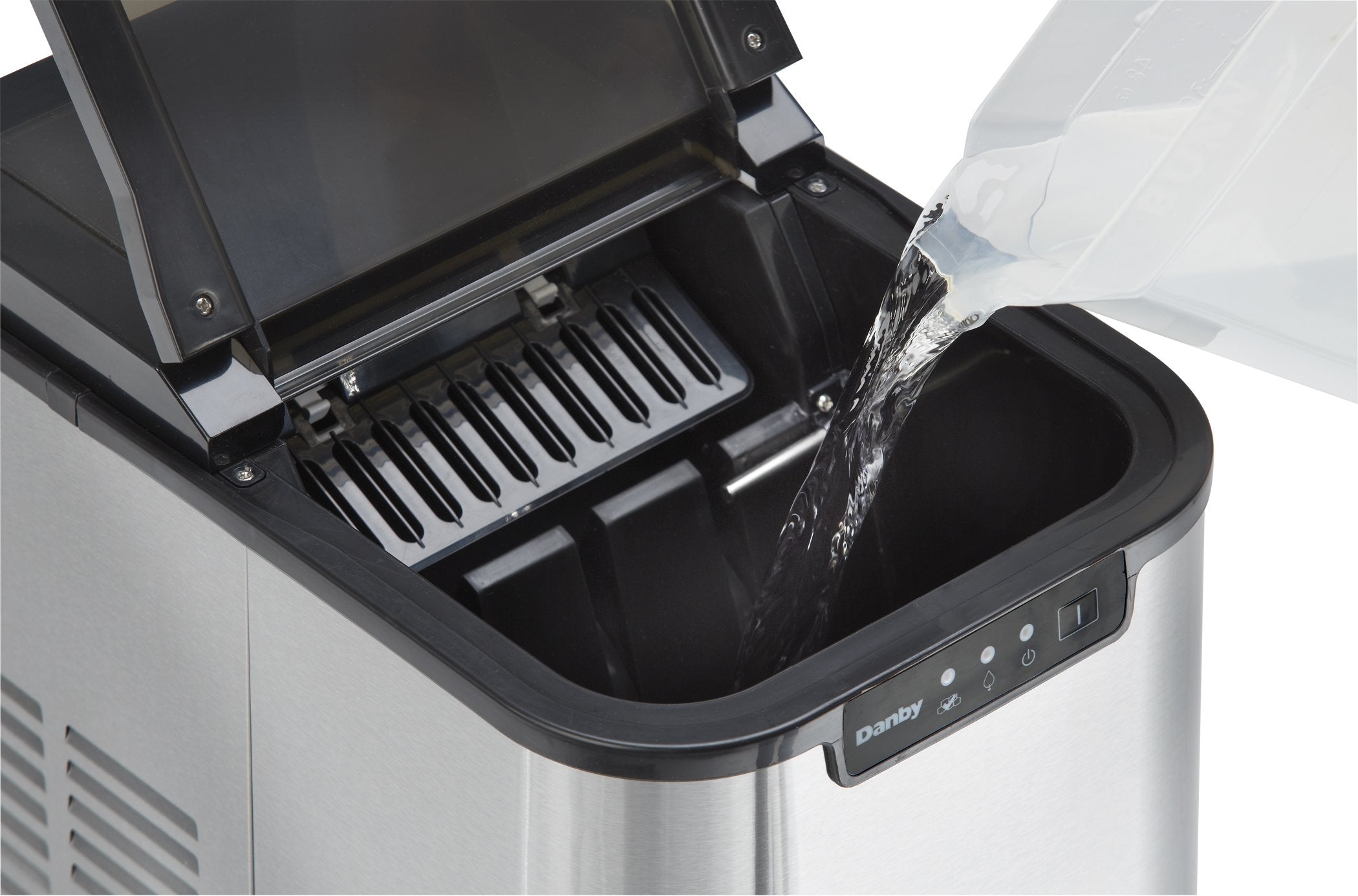 Danby Stainless Steel Ice Maker (25 lbs per day) - DIM2500SSDB