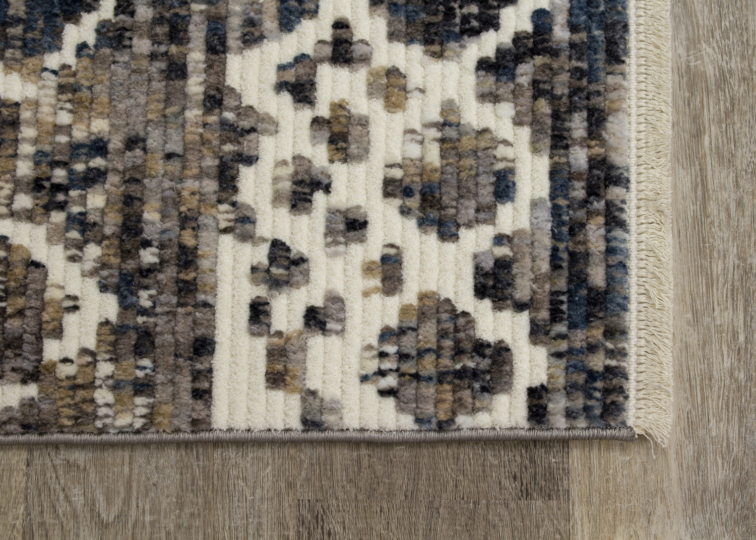 Natick 5'3" X 7'7" Tribal Rug - Beige Blue Area Rug