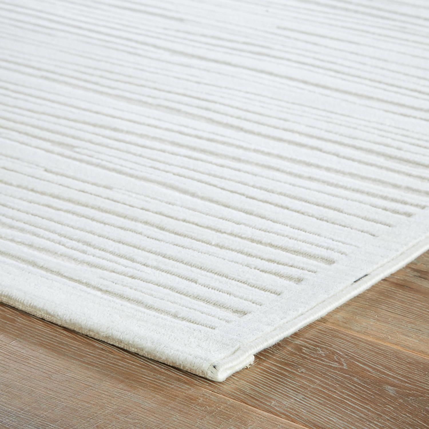 Fullerton Area Rug 8'X8' Sq- White