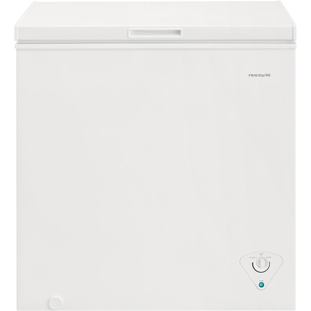 Frigidaire White Manual Defrost Chest Freezer (7.0 Cu.Ft) - FFCS0722AW