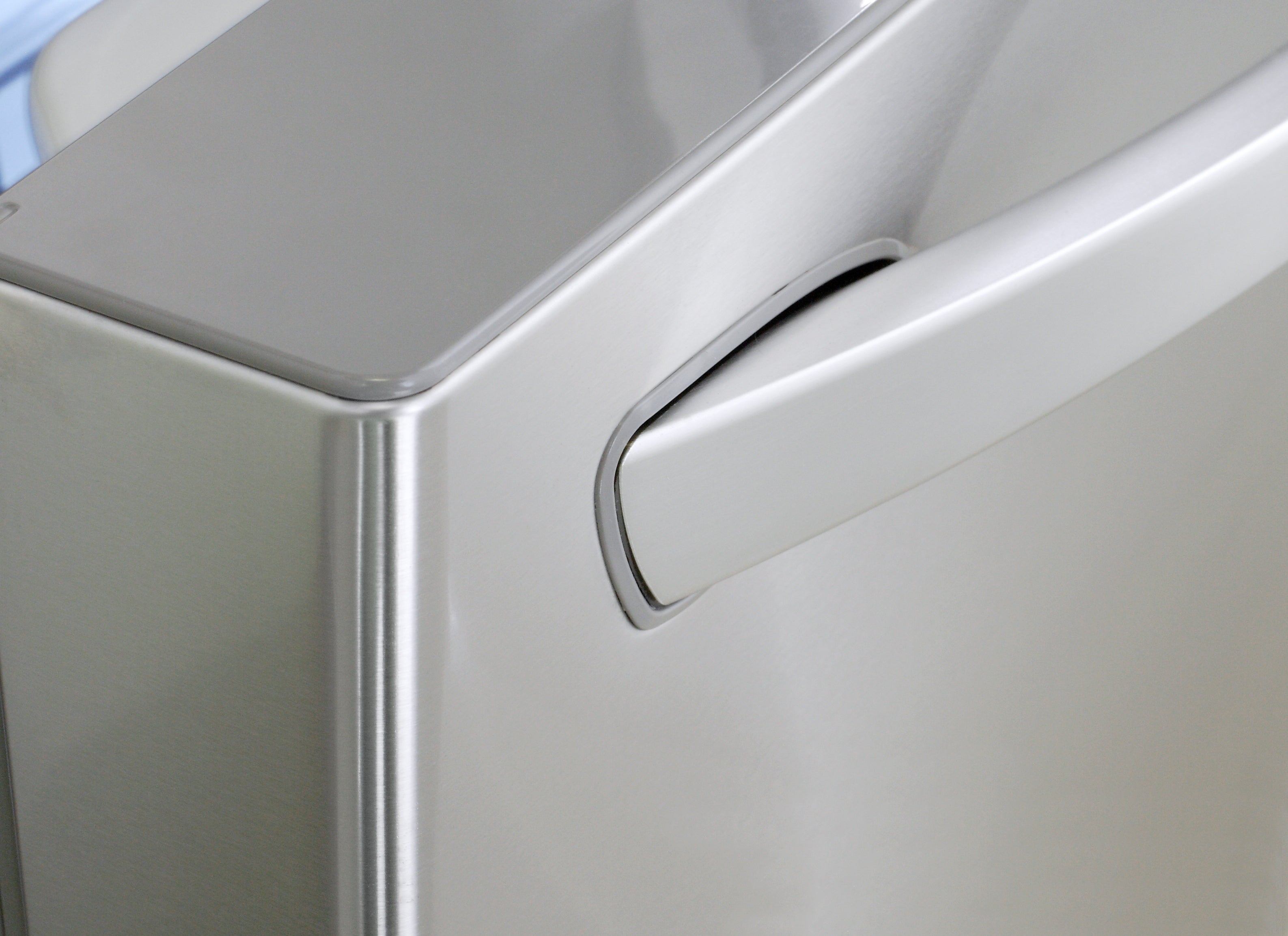 LG Stainless Steel French Door Refrigerator (22 Cu. Ft) - LFD22716ST