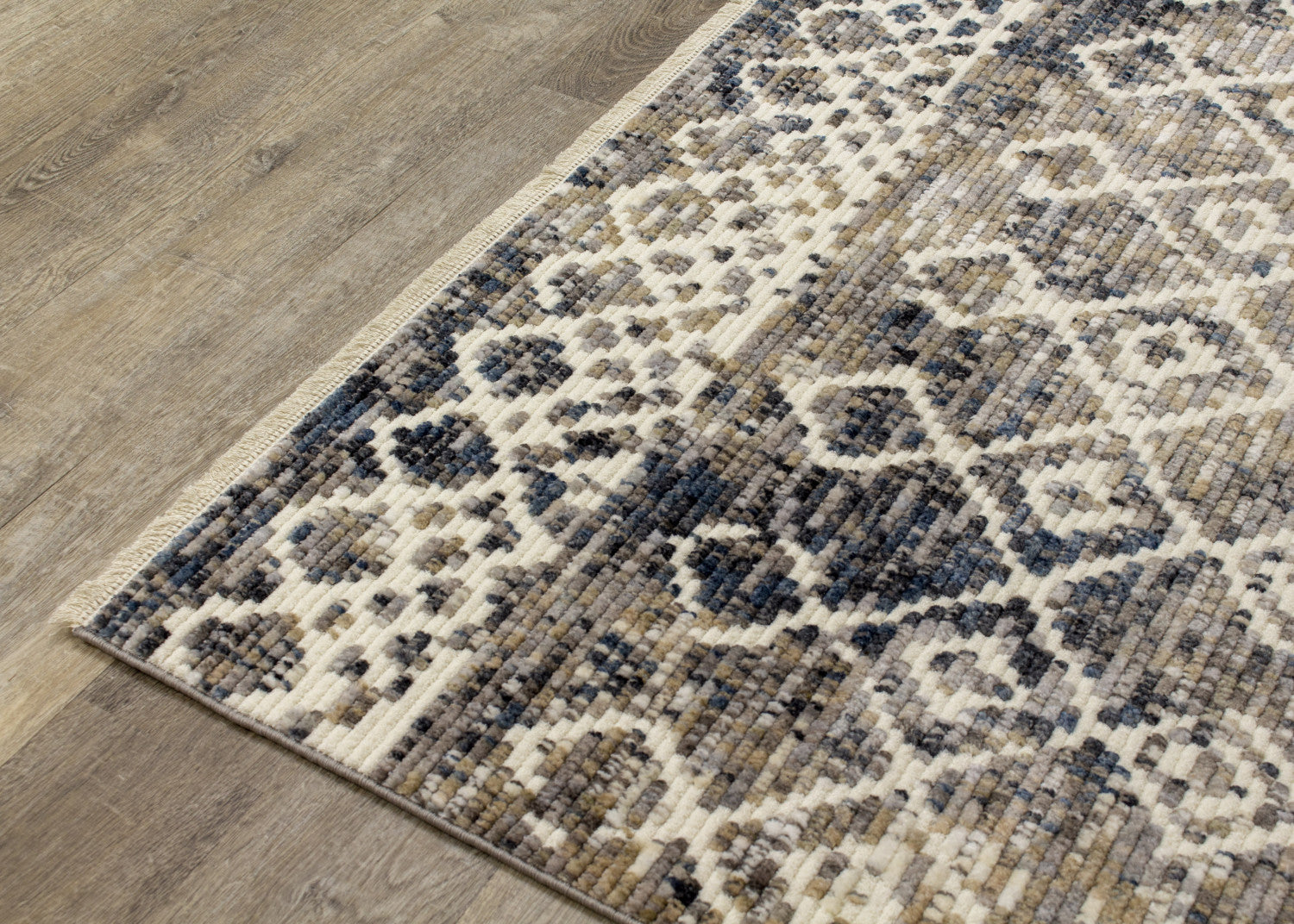 Natick 5'3" X 7'7" Tribal Rug - Beige Blue Area Rug