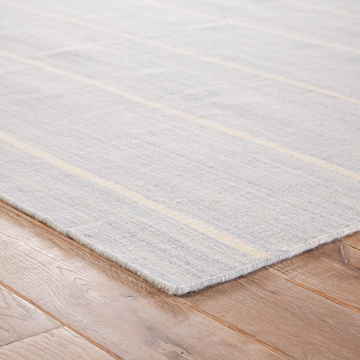 Agkiras V Area Rug - 5' X 8' - Blue/White