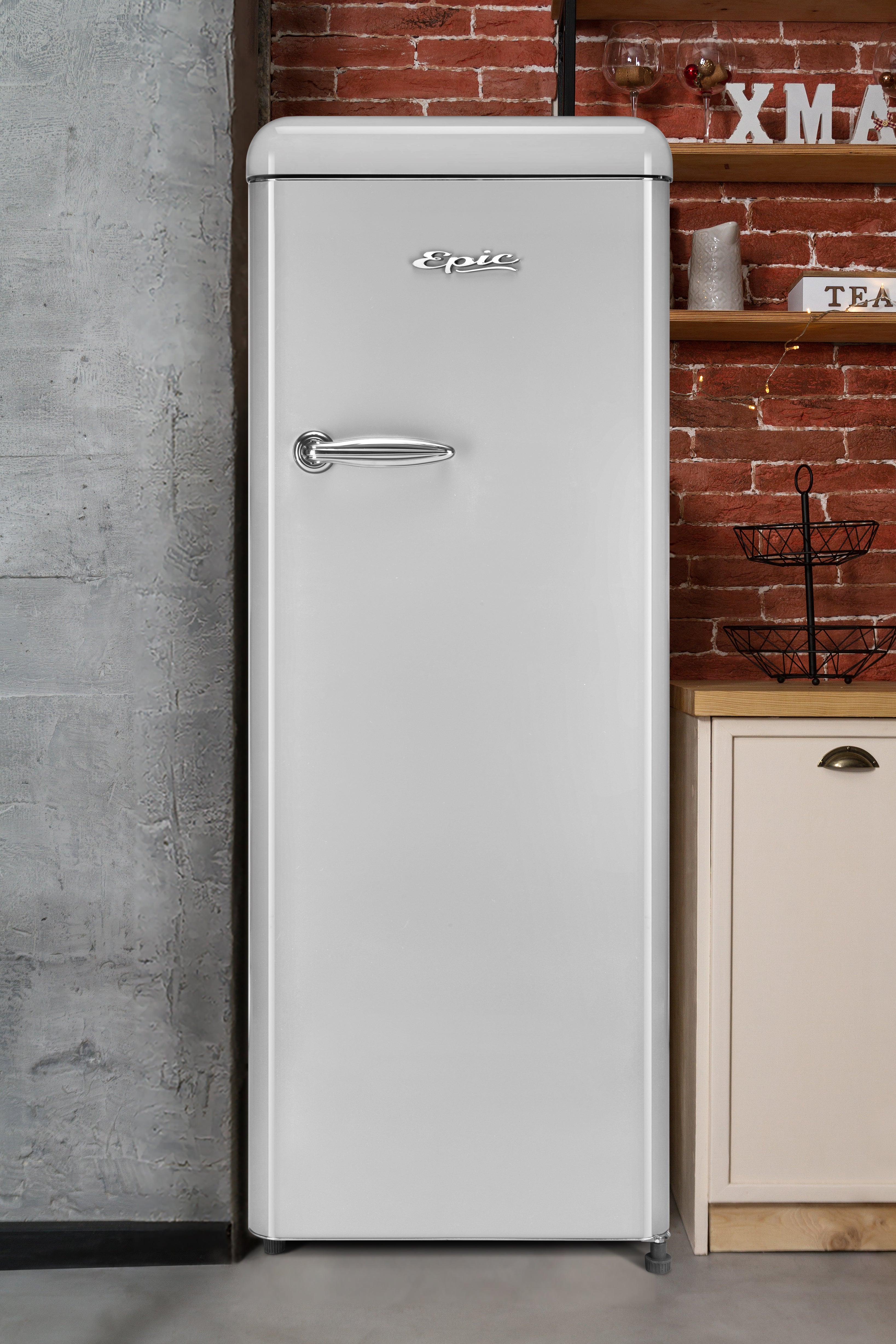 Epic 21.5" Silver Retro All-Refrigerator (9.0 cu. ft.) - ERAR88SVR