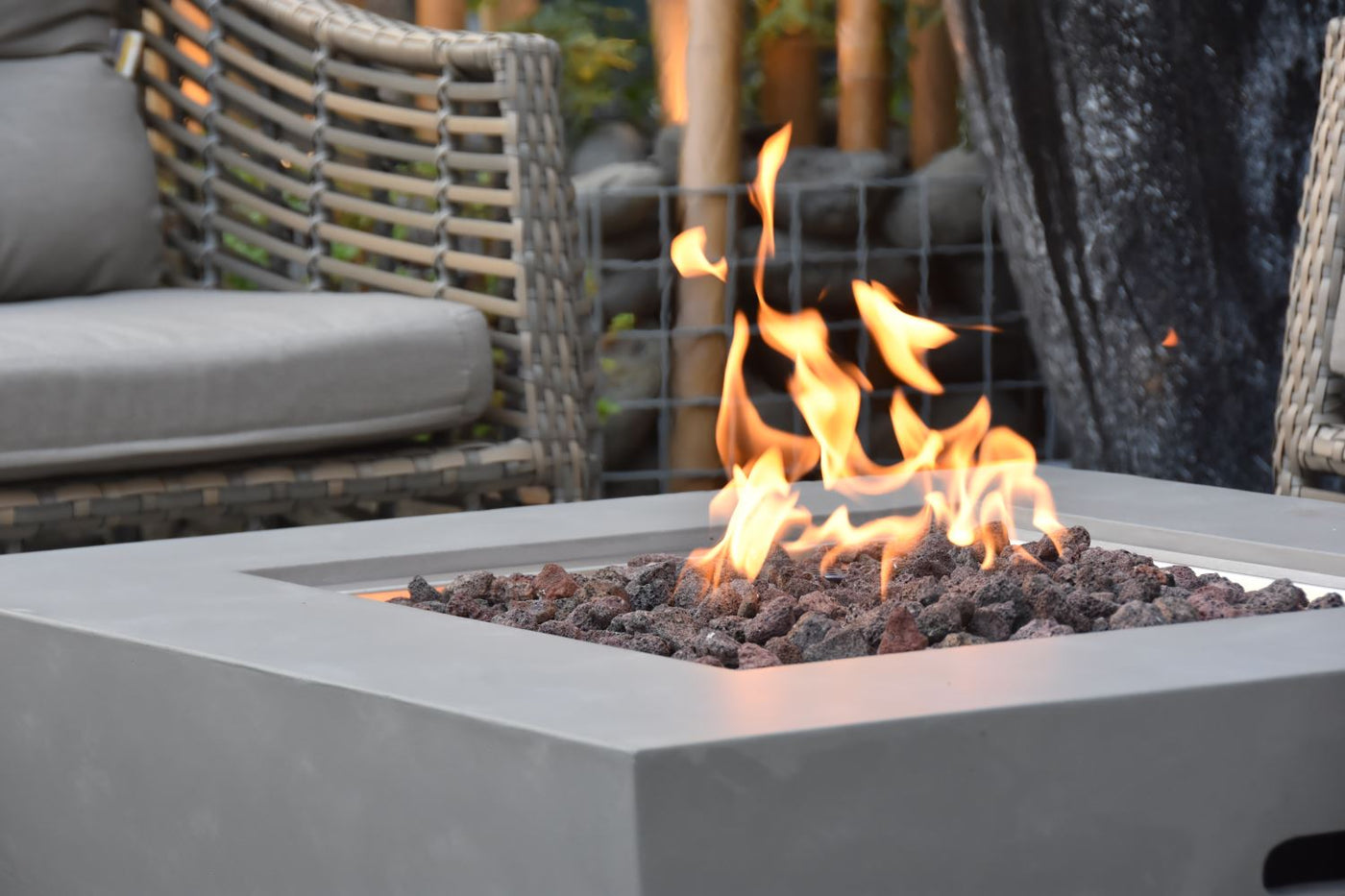 Bromo Concrete Lava Stone Fire Pit (Modeno) – Propane