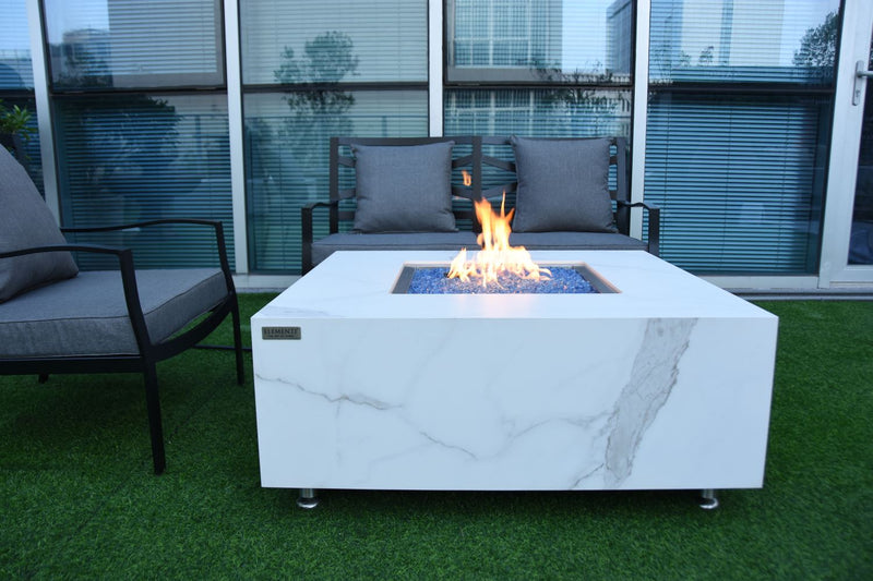 Tambora Marble Porcelain Fire Pit (Elementi) White / Natural Gas Leon's