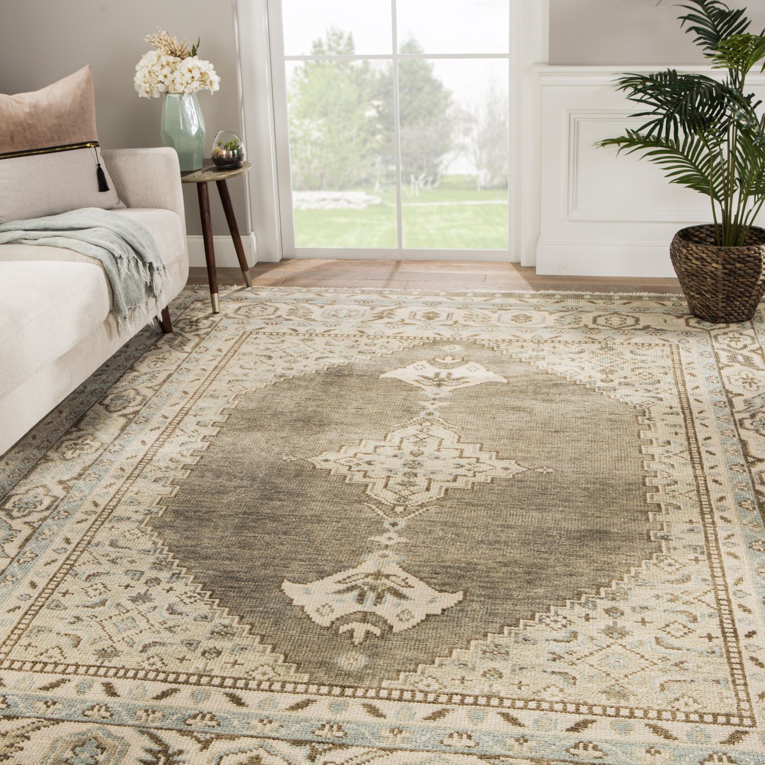 Skalkota II Area Rug - 8'6" X 11'6" - Blue/Ivory