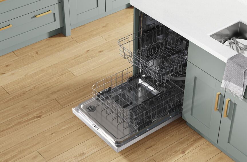 Whirlpool White Dishwasher with Deep Top Rack (50 dBA) - WDT740SALW