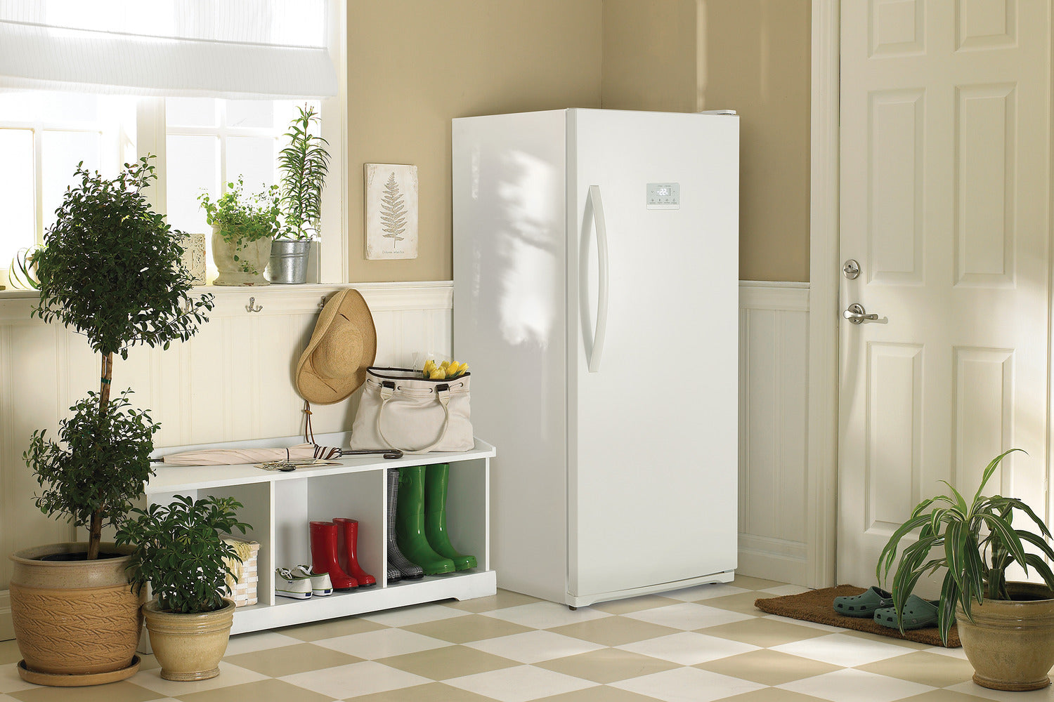 Danby White Upright Freezer (13.8 Cu. Ft.) - DUF138E1WDD