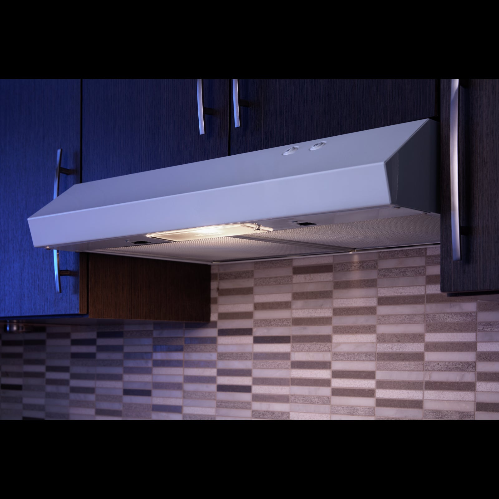 Whirlpool White 30" 270 CFM Range Hood with Dishwasher-Safe Grease Filter - WVU17UC0JW